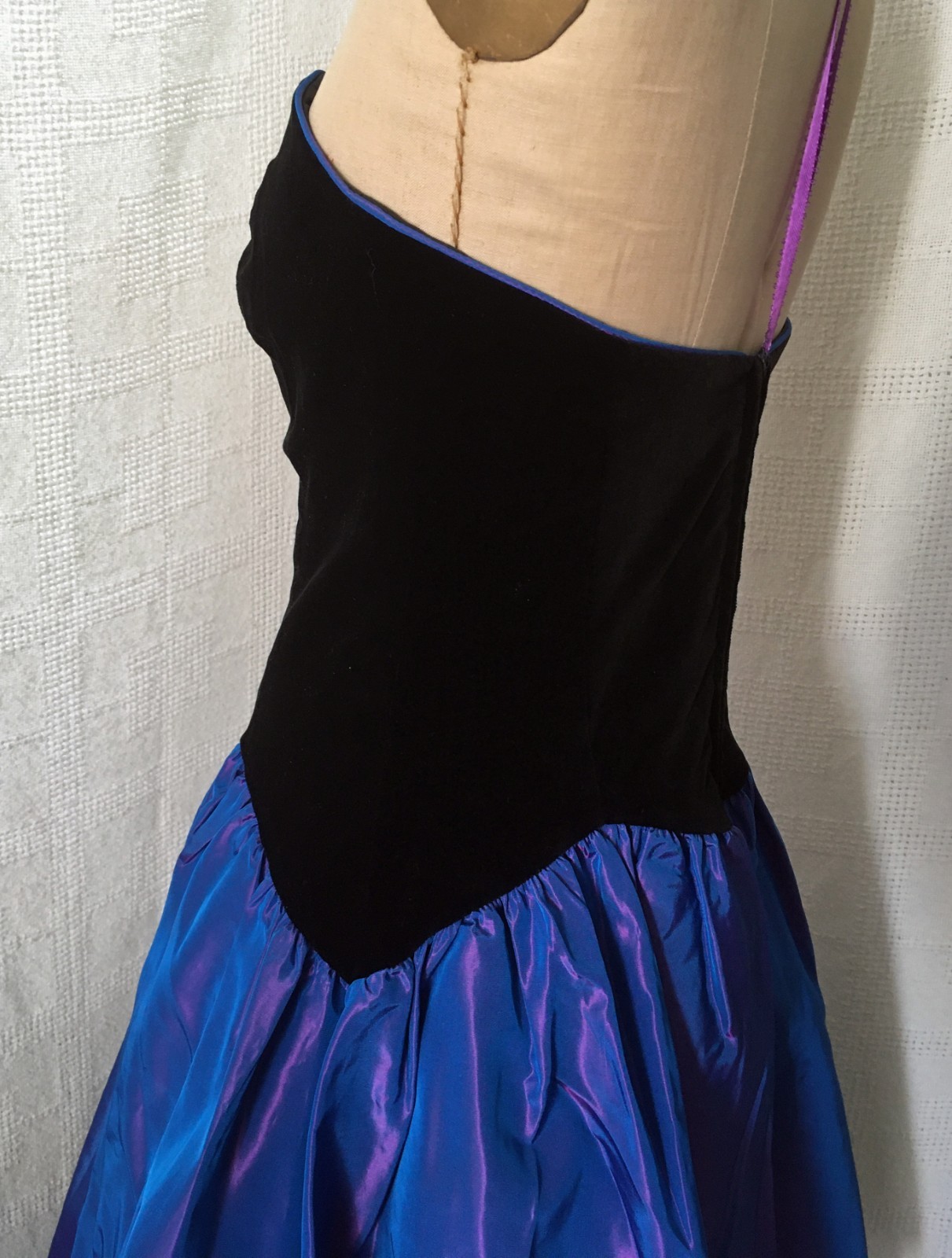 Vintage 1980s Laura Ashley Strapless Dress Prom Party Velvet Taffeta US 8 UK 10