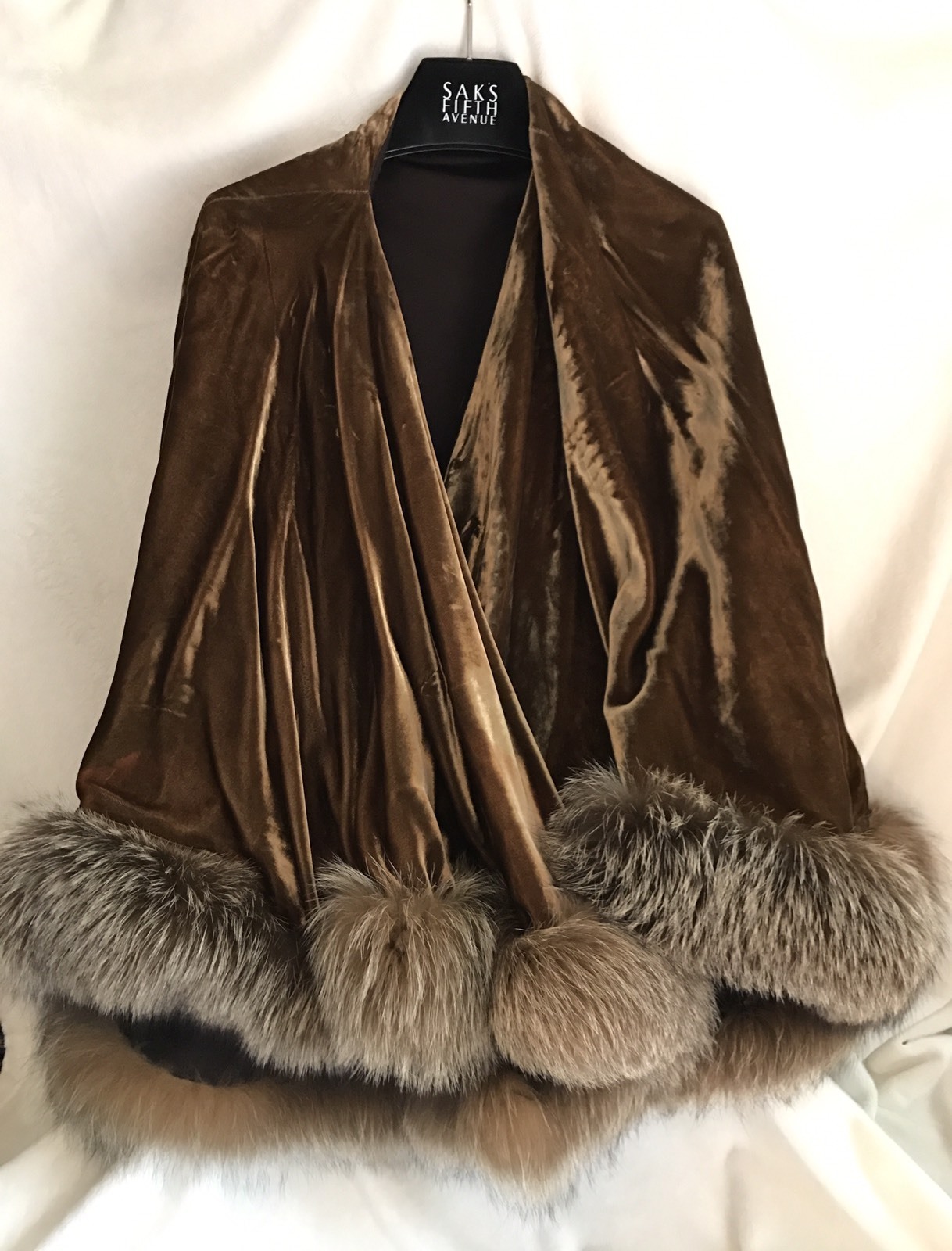 Vintage Brown Velvet SWING OPERA Cape, Beautiful Natural Fox Fur Trim ONE SIZE