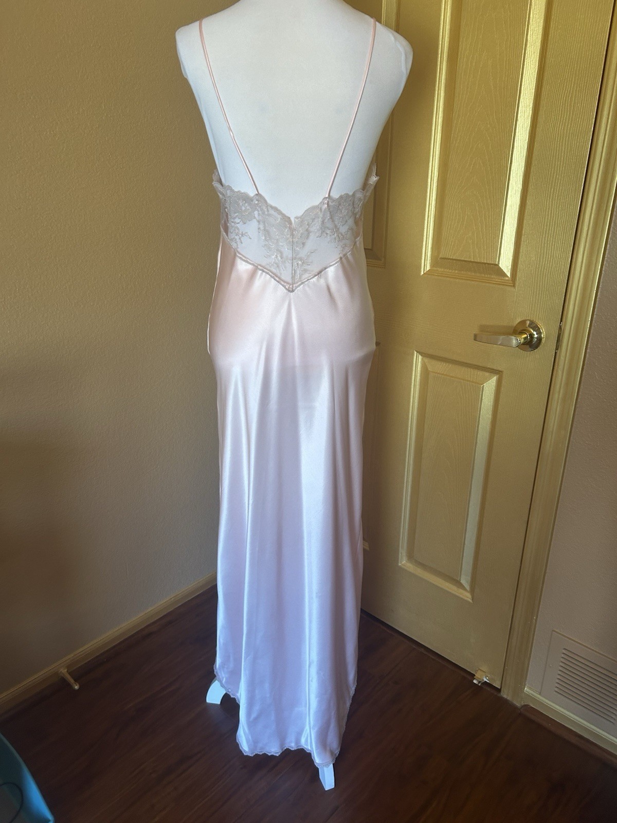 vintage jenelle of california Nightgown & Robe.