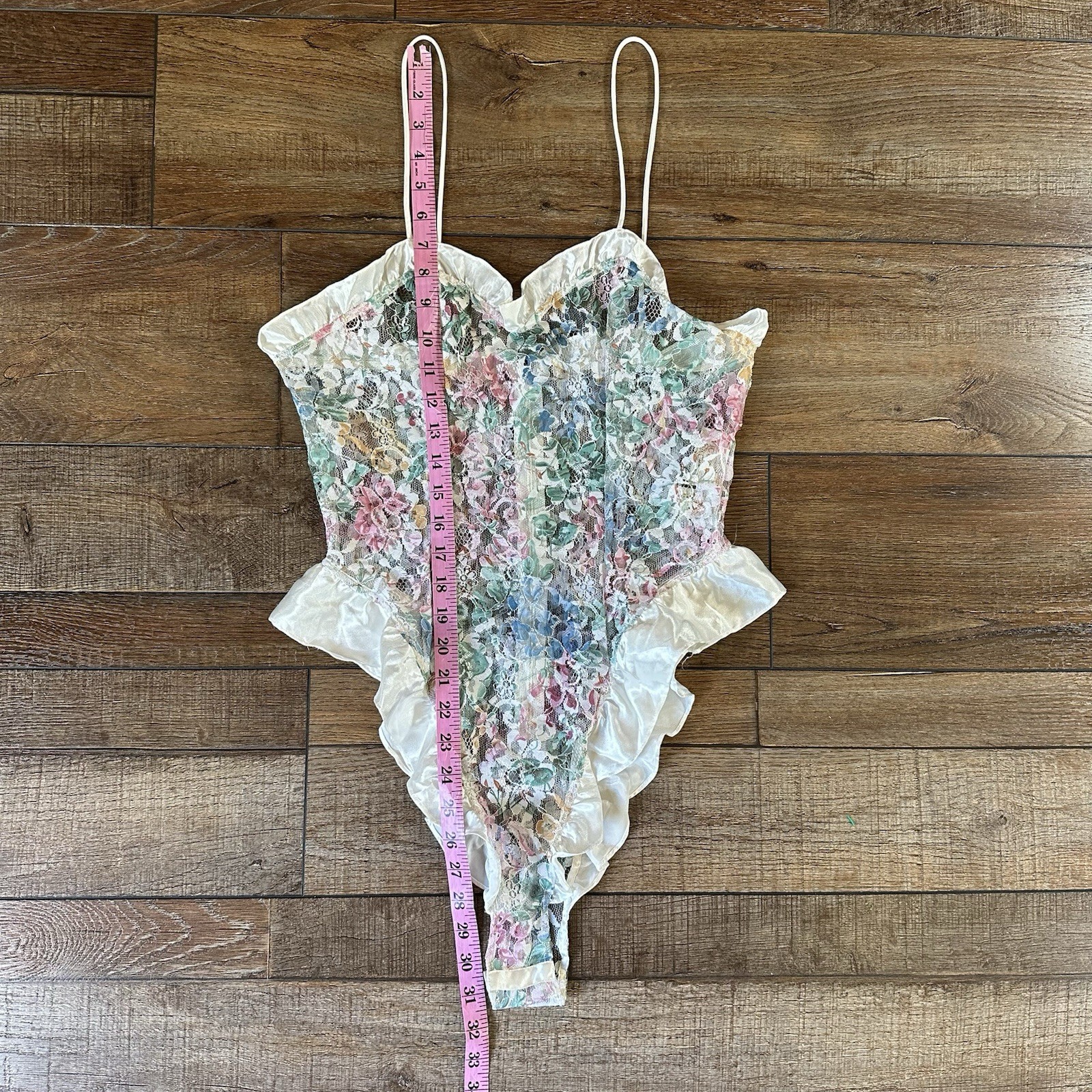 80s VTG Victoria’s Secret Gold Label Floral Lace Teddy Bodysuit Ruffle Size L