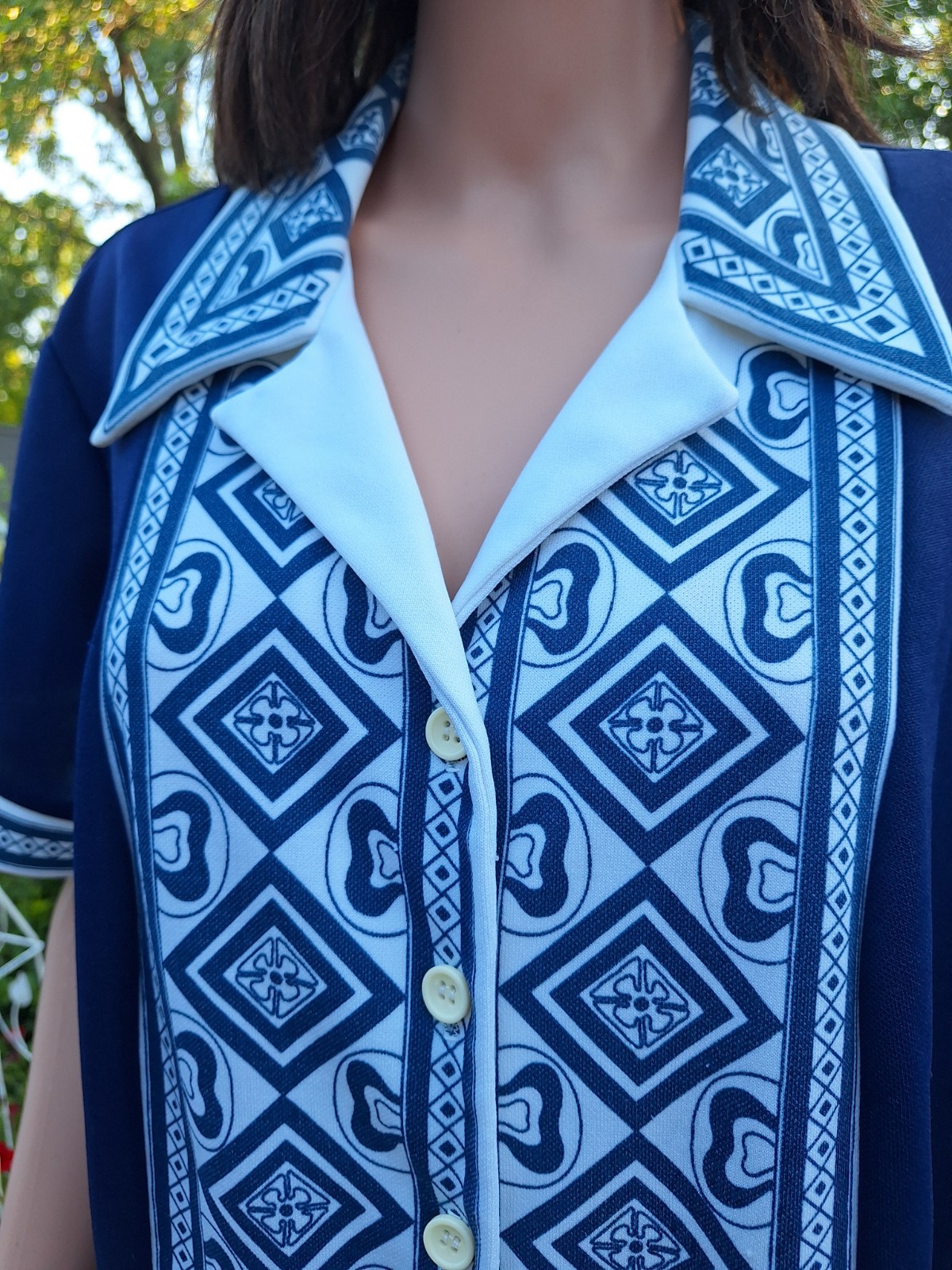 True VTG Mid-century Mod 1960s 1970s Polyester Top Tunic Button-up Groovy XL 2XL