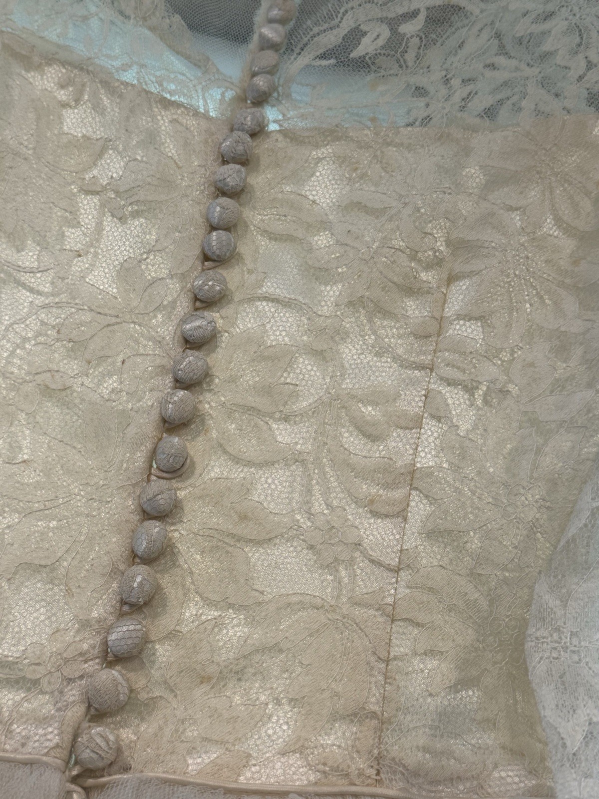 Vintage 1950s Ivory Wedding Dress, Lace And Tulle, XS,