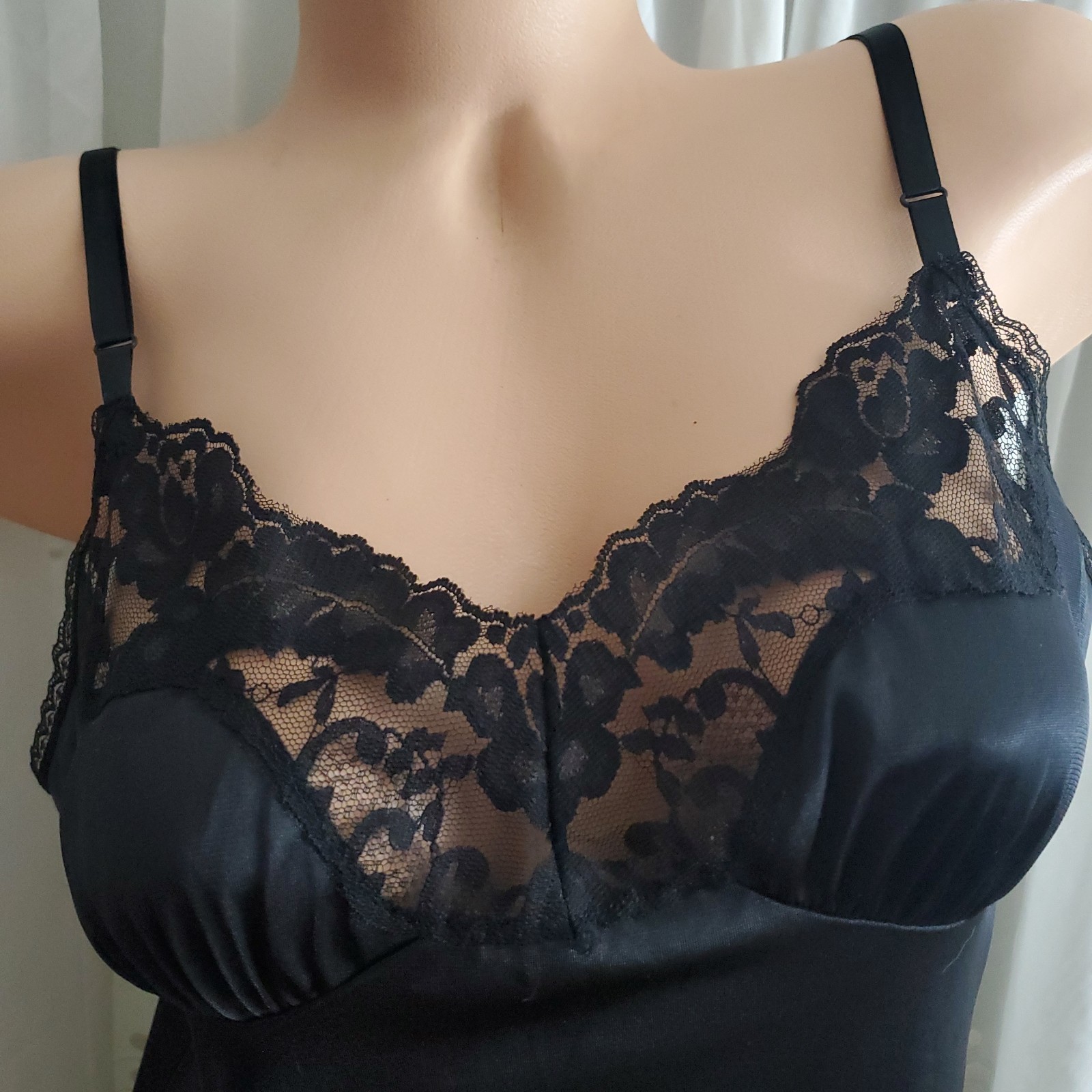 VTG Vassarette Full Slip Lingerie Dress 38 24/44 Style 10-105 Nylon USA Black