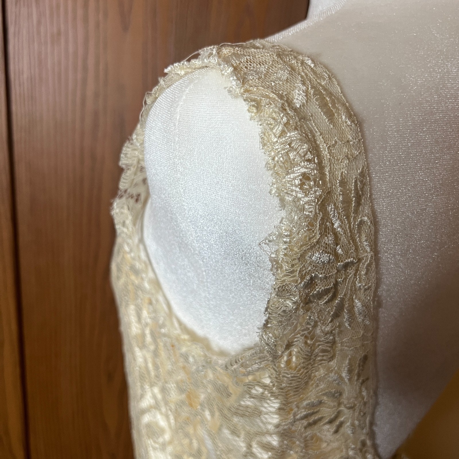 Vtg 70s Maxi Dress Champagne Gold Lace Drop Waist Formal Bridal Regency Royal