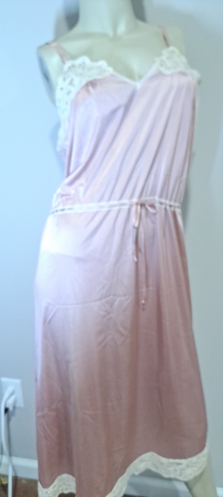 Vtg Full Slip Deena 36 Rose Mauve Beige Lace