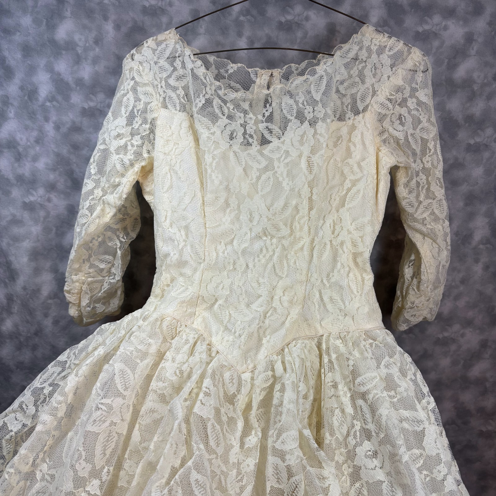 1950s Vtg Ivory Lace Wedding Dress Tea Length Tulle Crinoline Rose Detail 💐👰 R