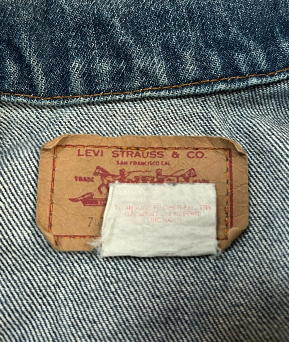 Vintage 70s Levi’s 70704 Denim Trucker Jacket | Women’s M / Men’s XS Jean Coat