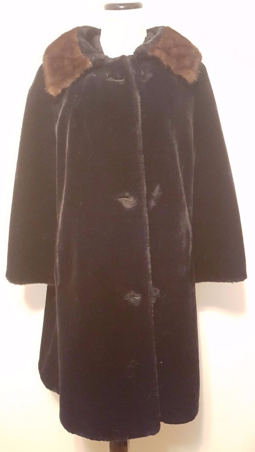 Vintage 1950’s John Wanamaker Genuine Mink Collar Black Faux Fur Coat