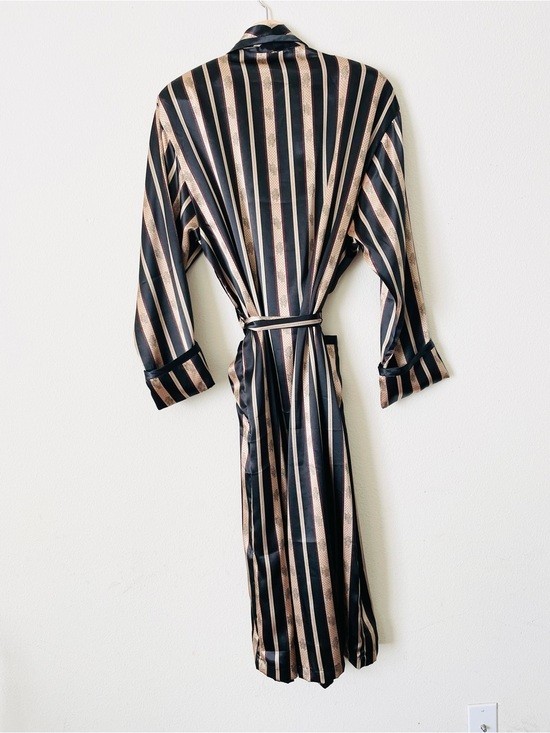 Vintage vtg Victoria’s Secret M/L black and gold pocketed belt satin robe