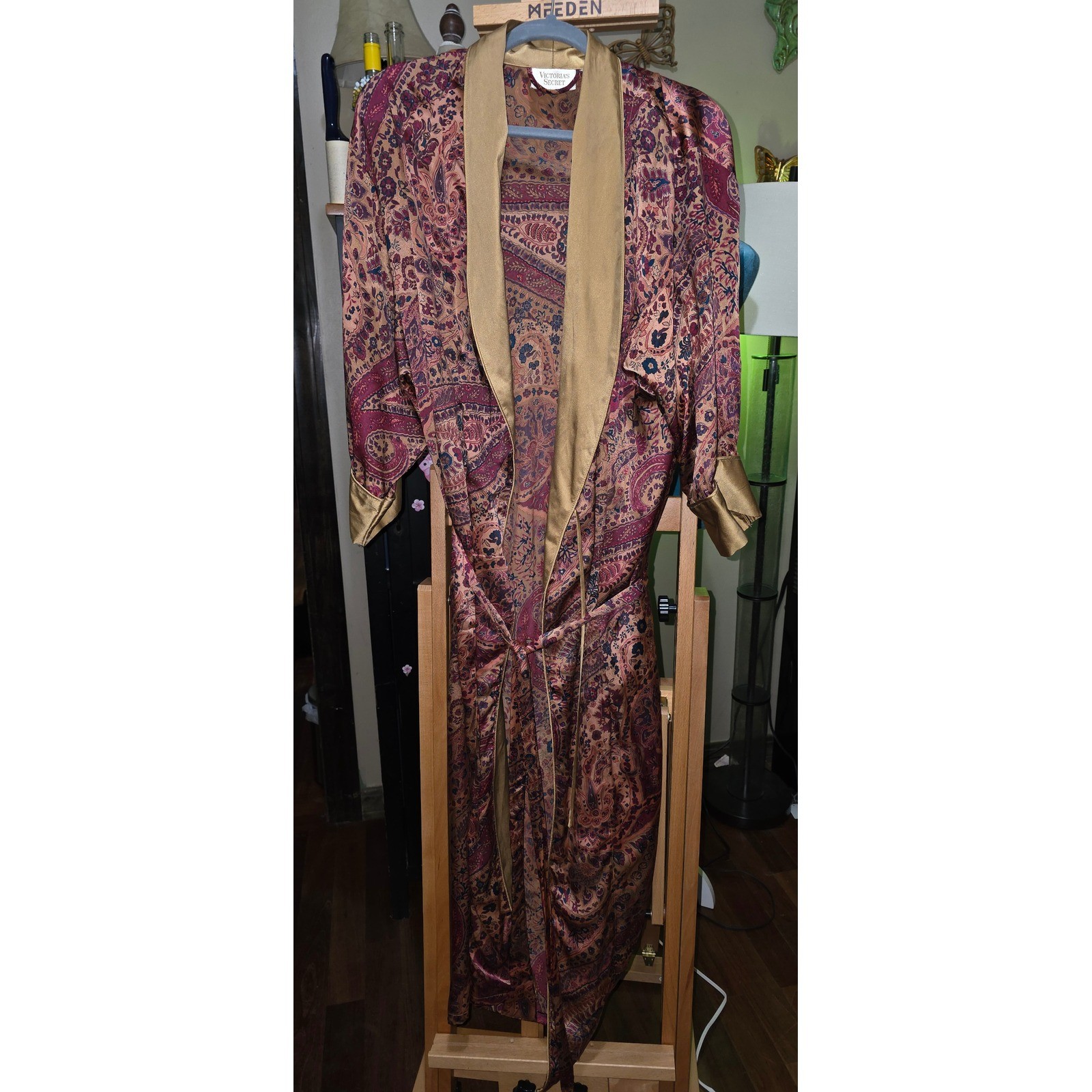 Victorias Secret Vintage Gold Label 100% Silk Paisley Robe Kimono Medium