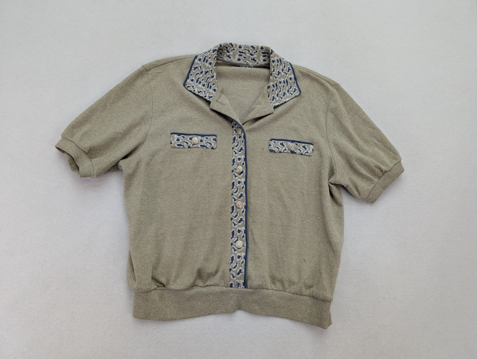 Vintage Women’s Top Beige Short Sleeve Size M/L Collared Polo Stretch Knit