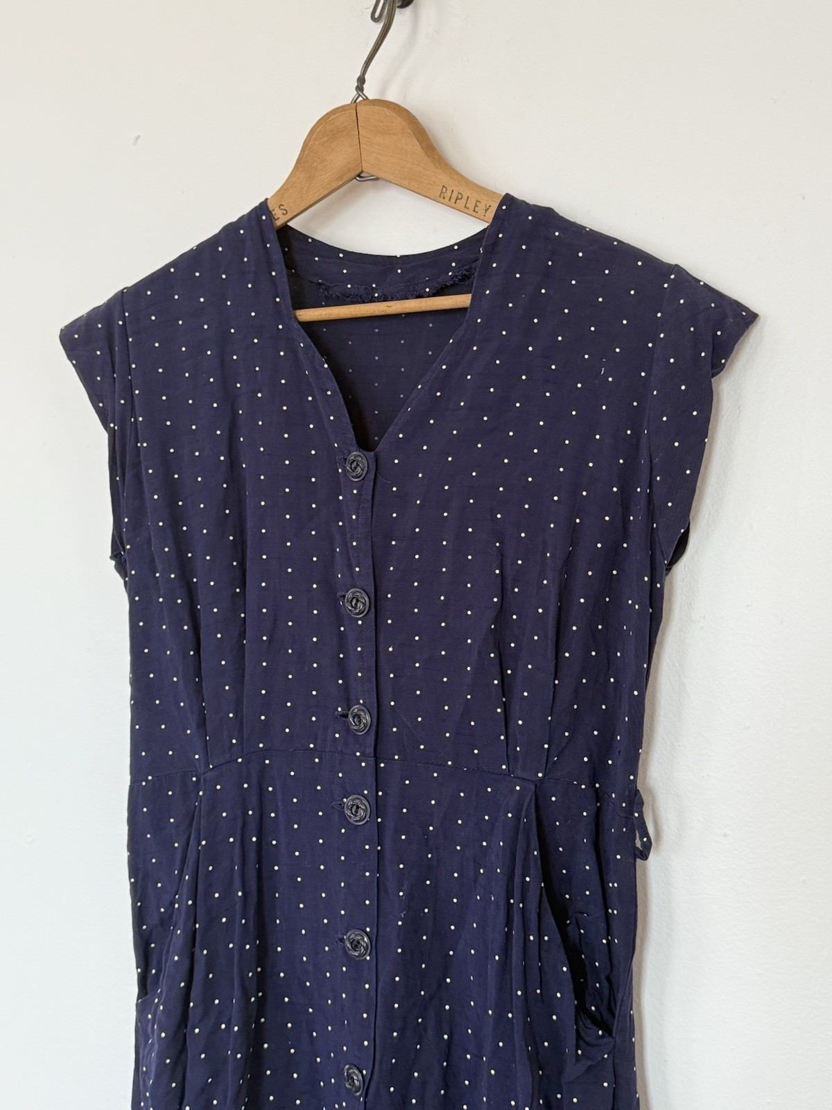 VINTAGE 40s FLOCKED POLKA DOT RAYON JERSEY BUTTON FRONT SLEEVELESS MIDI DRESS SM