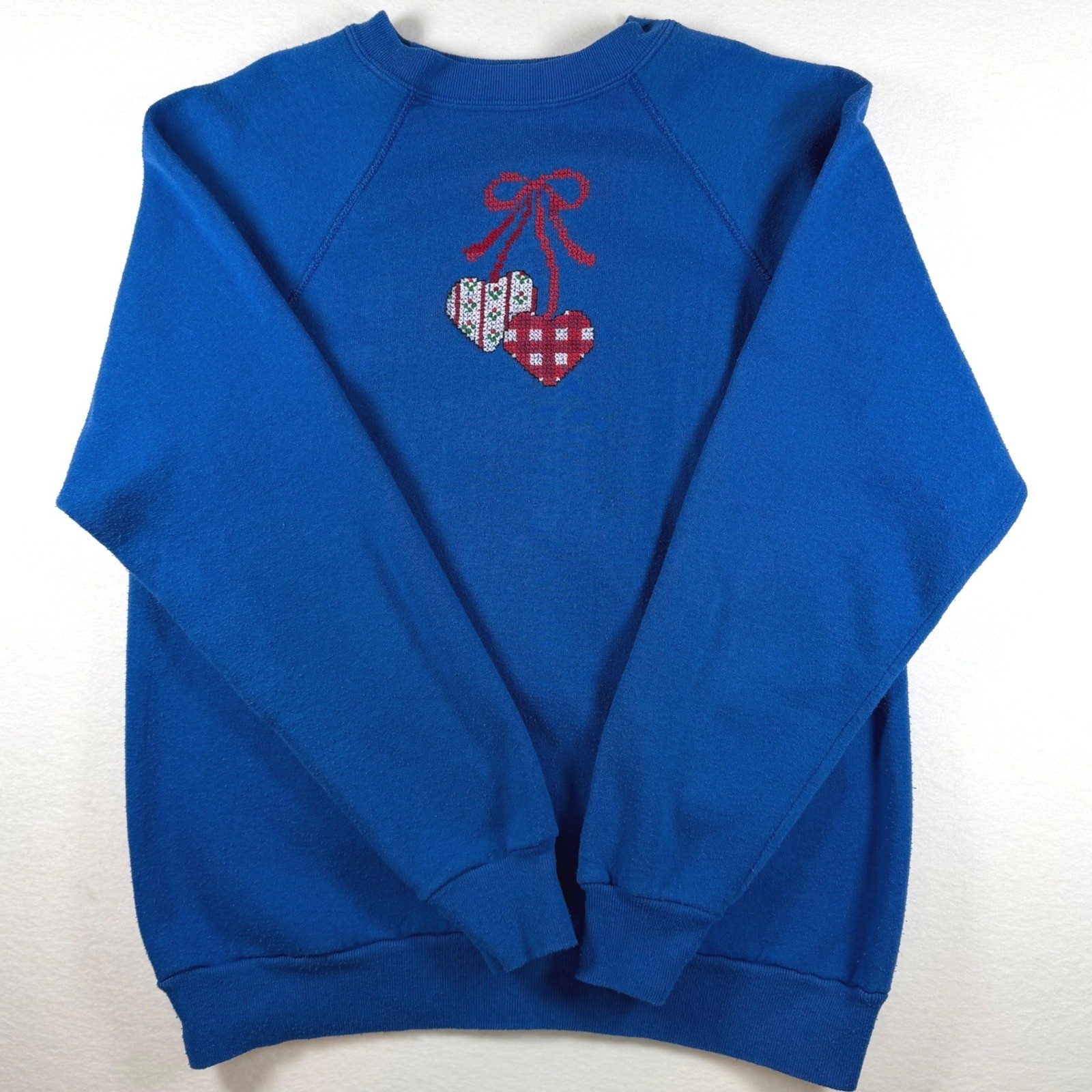 True Vintage Grandma Royal Blue Heart Cross Stitch Sweatshirt Large Raglan