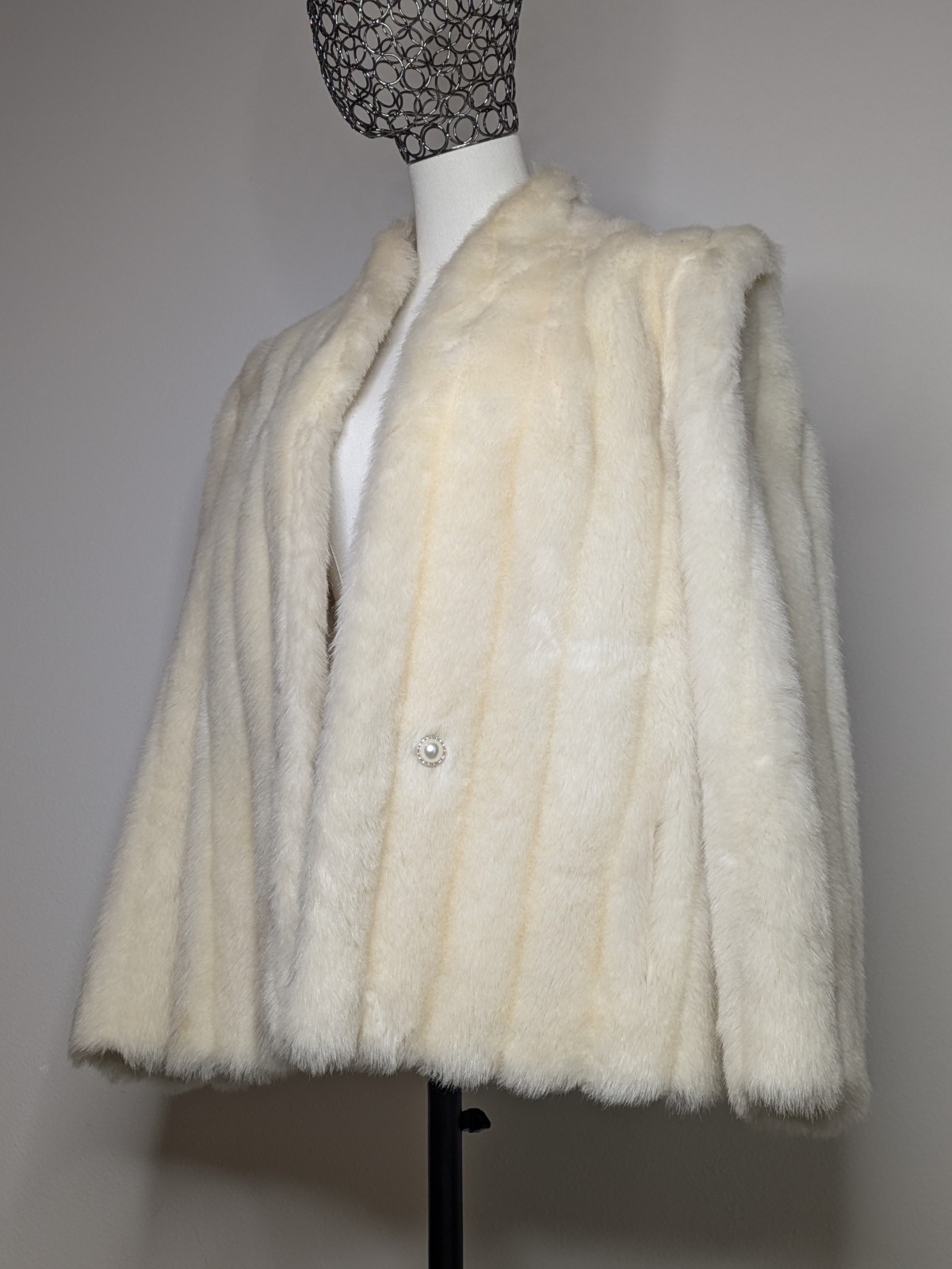 Vintage 80s Luxury Faux Fur Coat by Intrigue Glenoit White Vegan Size Small