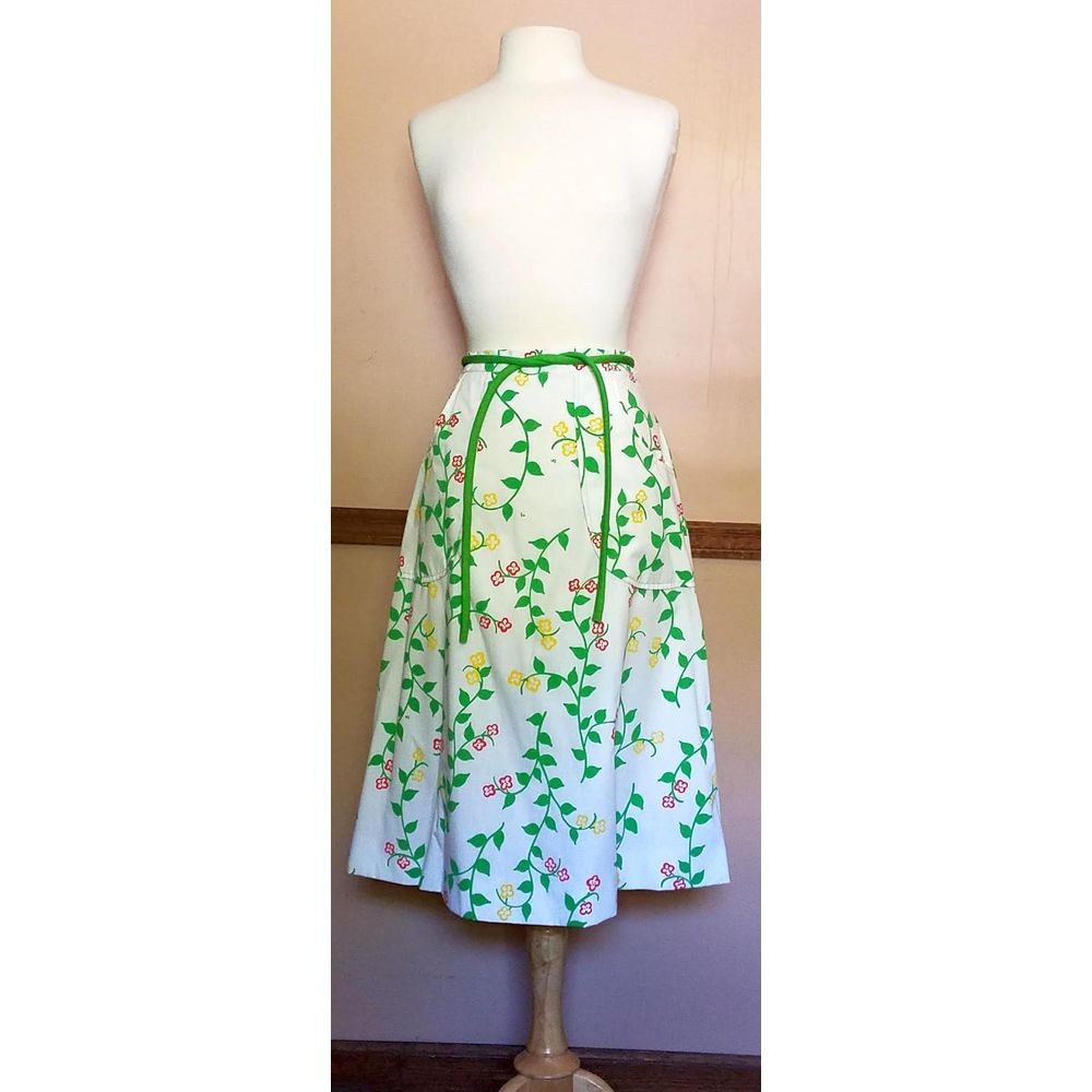 60s S/M Vested Gentress Floral Long Skirt w/Zip, Garden Party Red Yellow Flowers