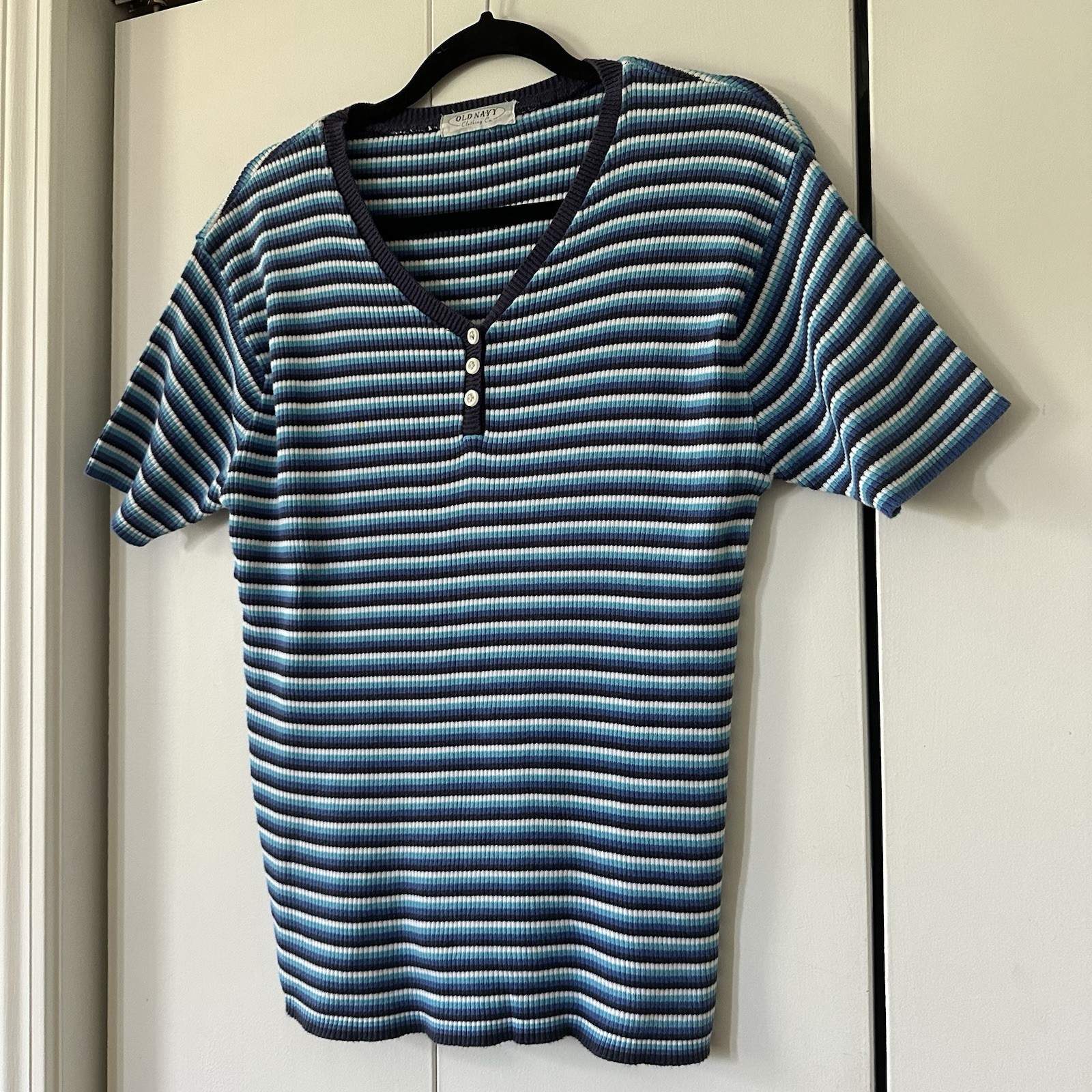 Vintage 90s/Y2K Cotton Blend Blue Striped Buttons T-Shirt from Old Navy M