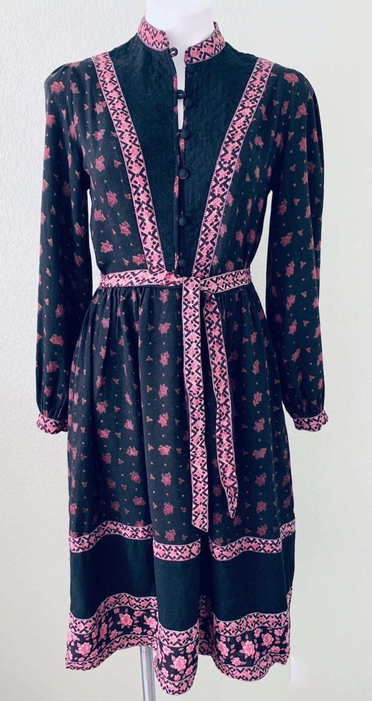 Ritu Kumar Judith Ann Vintage 1970s Boho Indian Block print prairie dress S/M