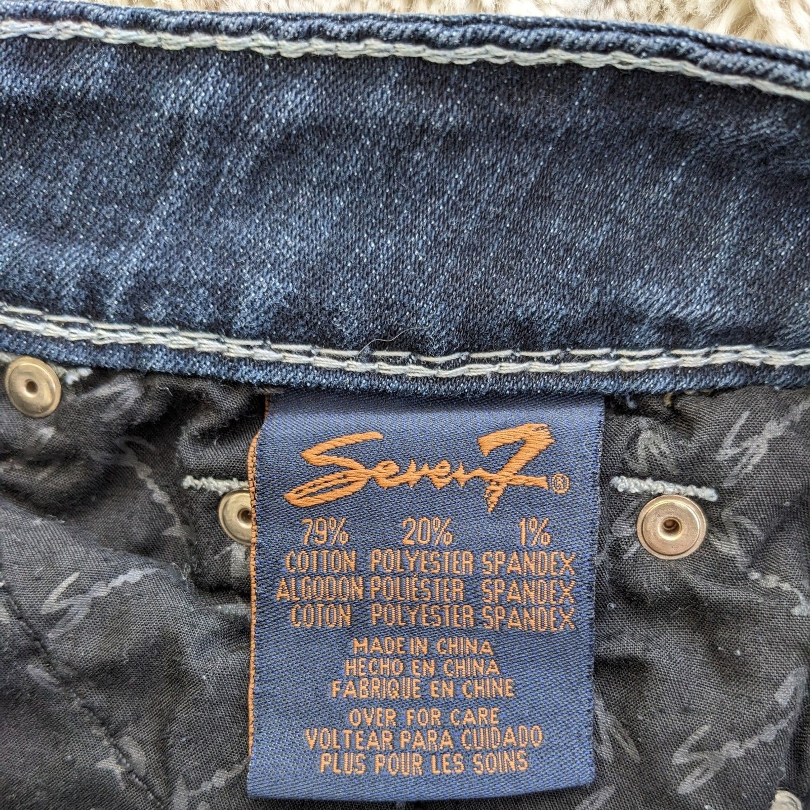 RARE Vintage Seven7 Crystal Embellished TULIP Flare Low Rise Topstitch Jeans 28