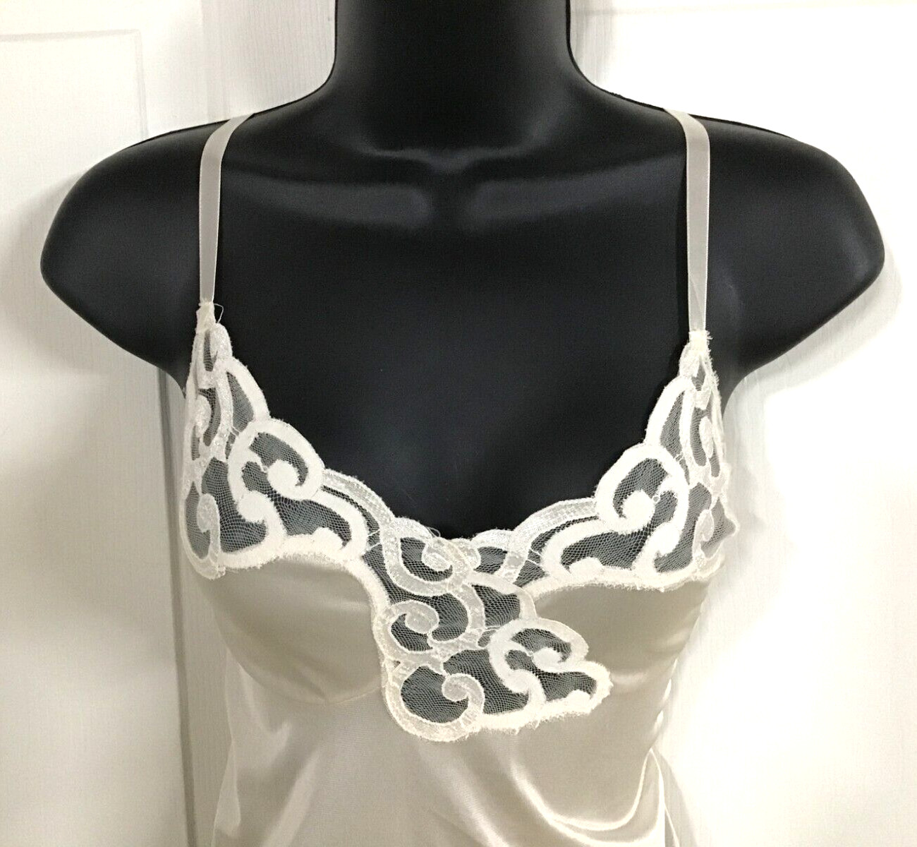 Cabernet Vintage 38/28 Beige Full Slip Night Gown 5524