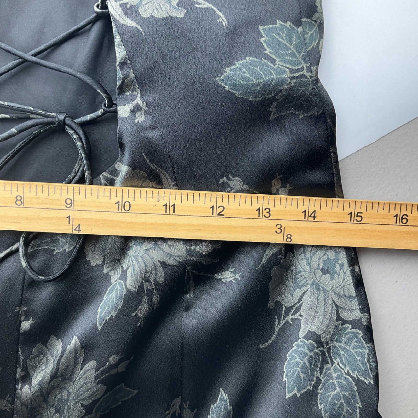 VTG Adrianna Papell Y2K Black Floral Gown Lace-Up Back Satin Formal Dress Whimsy