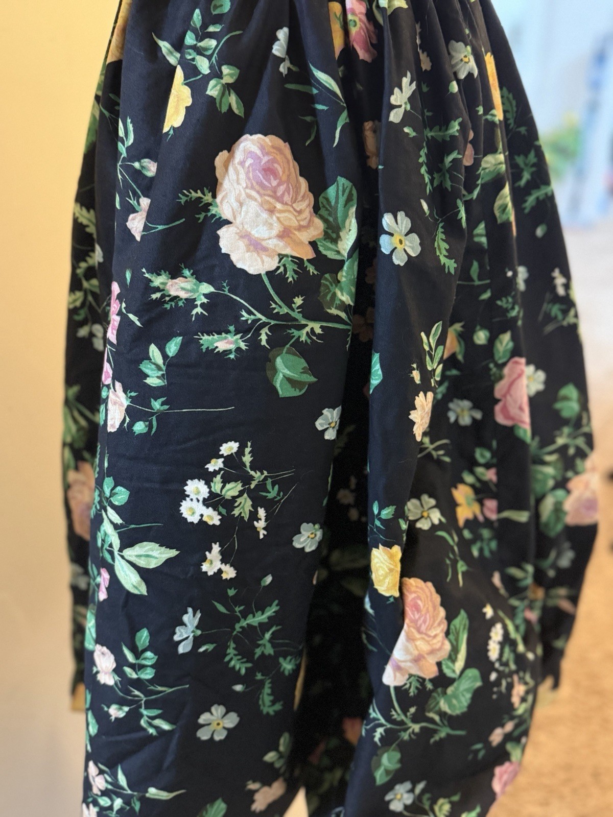 Vintage 80s Cottage Core Black Floral Prom Party Dress Gilbert-Pavell Size 4