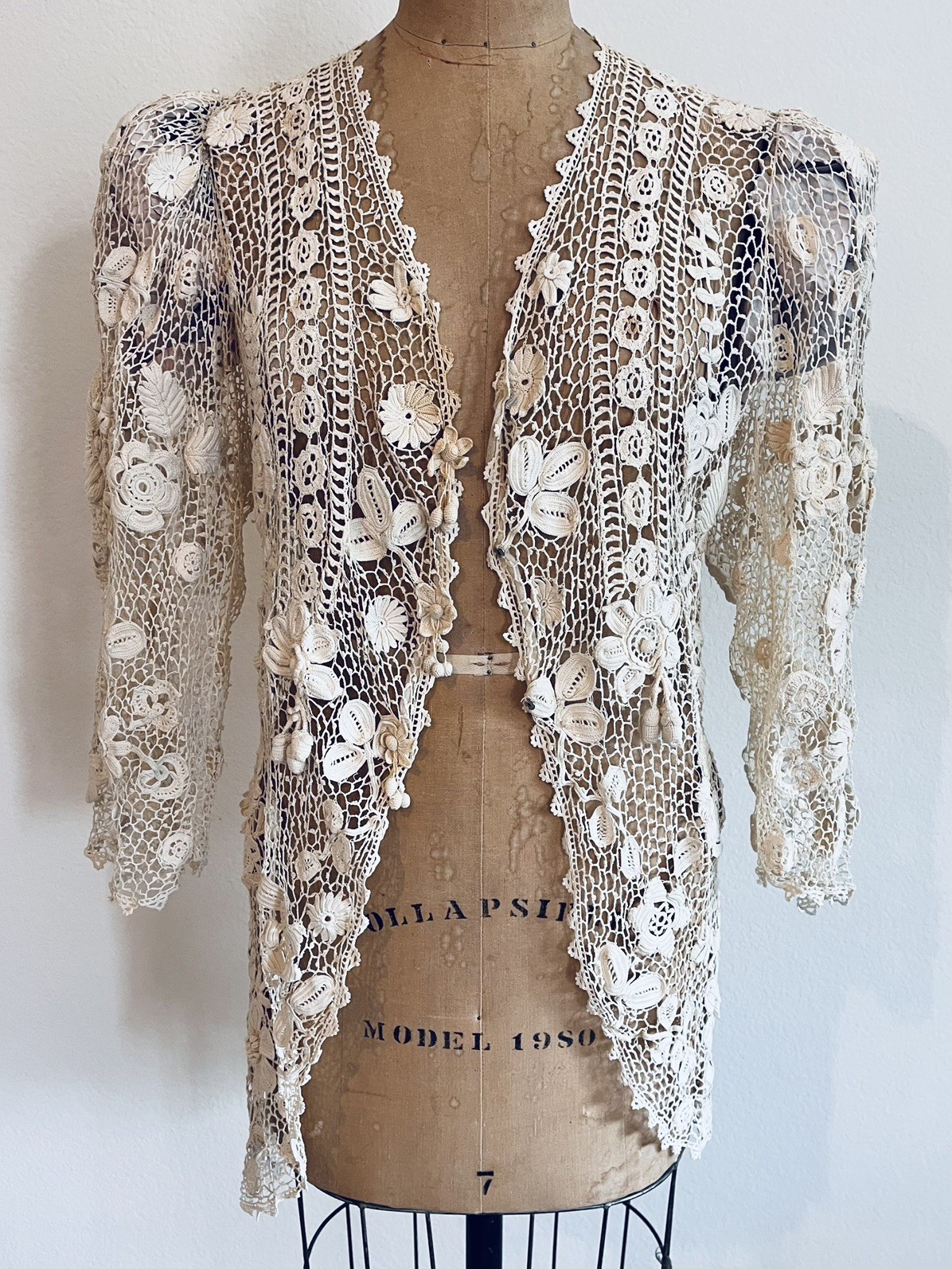 Antique Vctorian / Edwardian Croceted Irish Lace Jacket Handcrafted Floral Motif