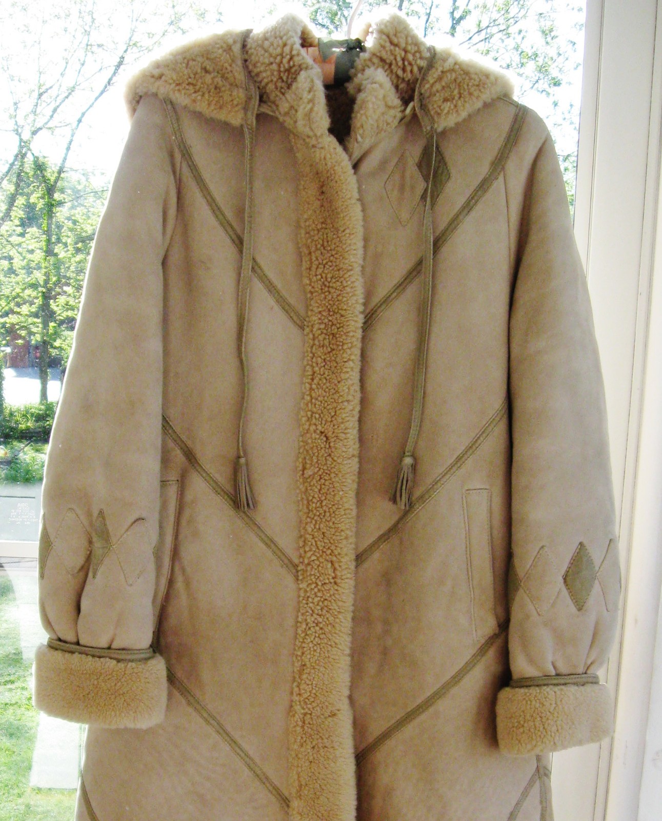 WOMENS VINTAGE GENUINE SHEARLING SHEEPSKIN LONG COAT REMOVABLE HOOD SZ 42 MEDIUM