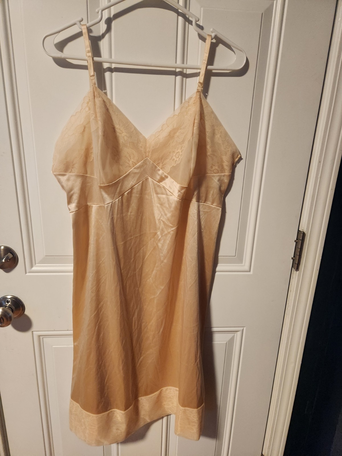 VTG Jcpenney Ivory Beige Nylon Lace Slip Lingerie Size 42 Adjustable Straps