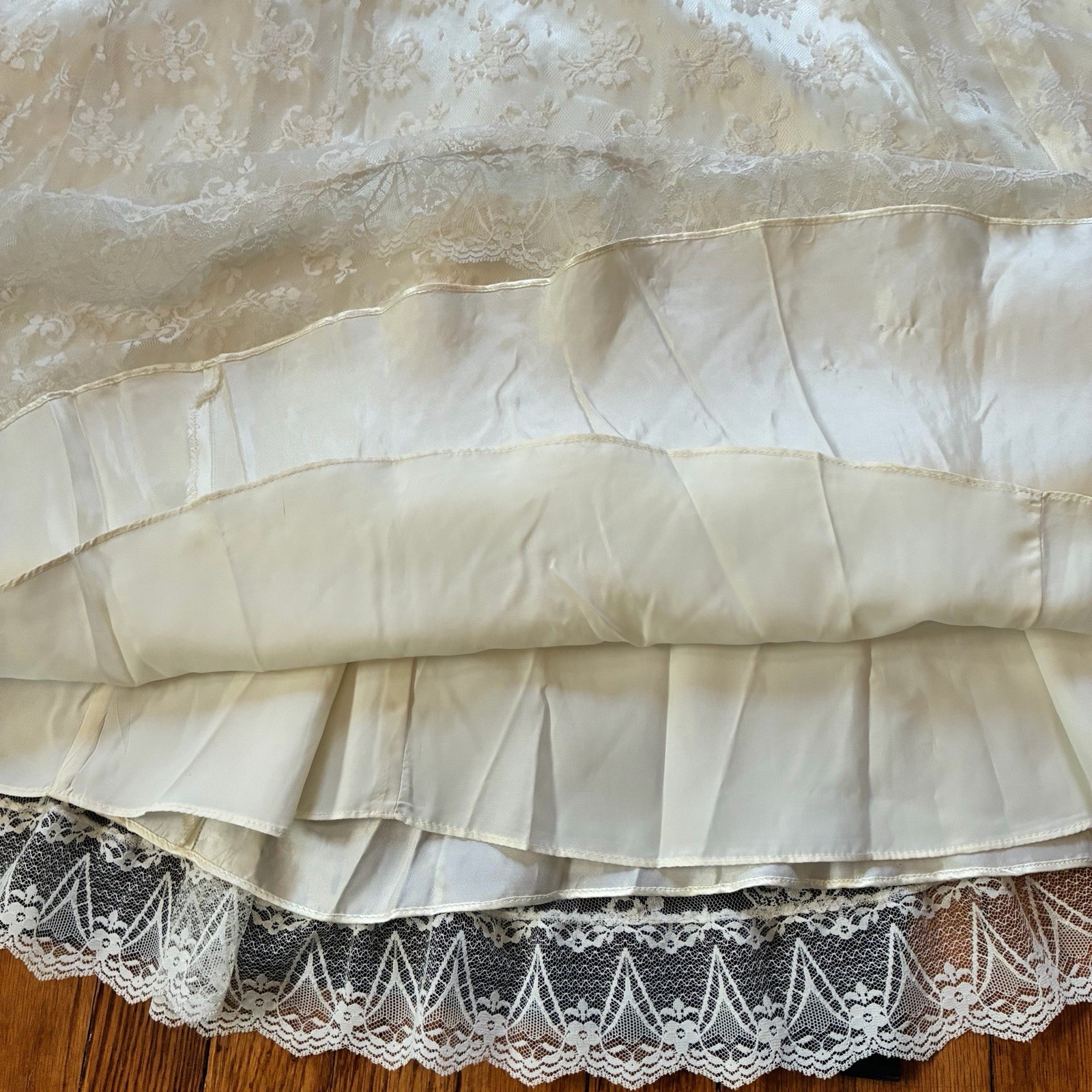 Vintage Scott McClintock Formal Wedding Dress Off Shoulder Lace Sz 12