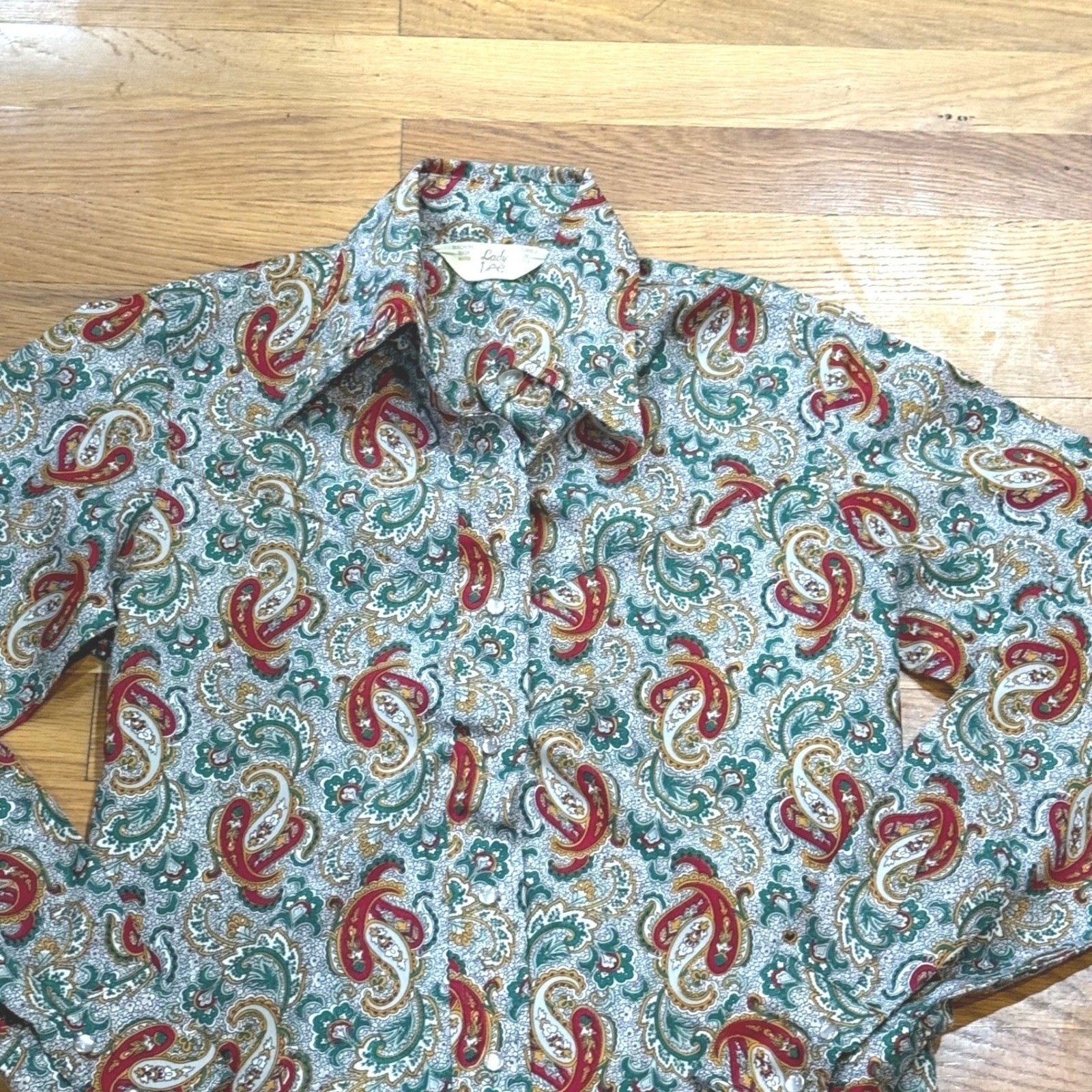 Vintage Lady Lee Paisley Button Down Shirt 70s Long Sleeve Red Green Gold 7/8