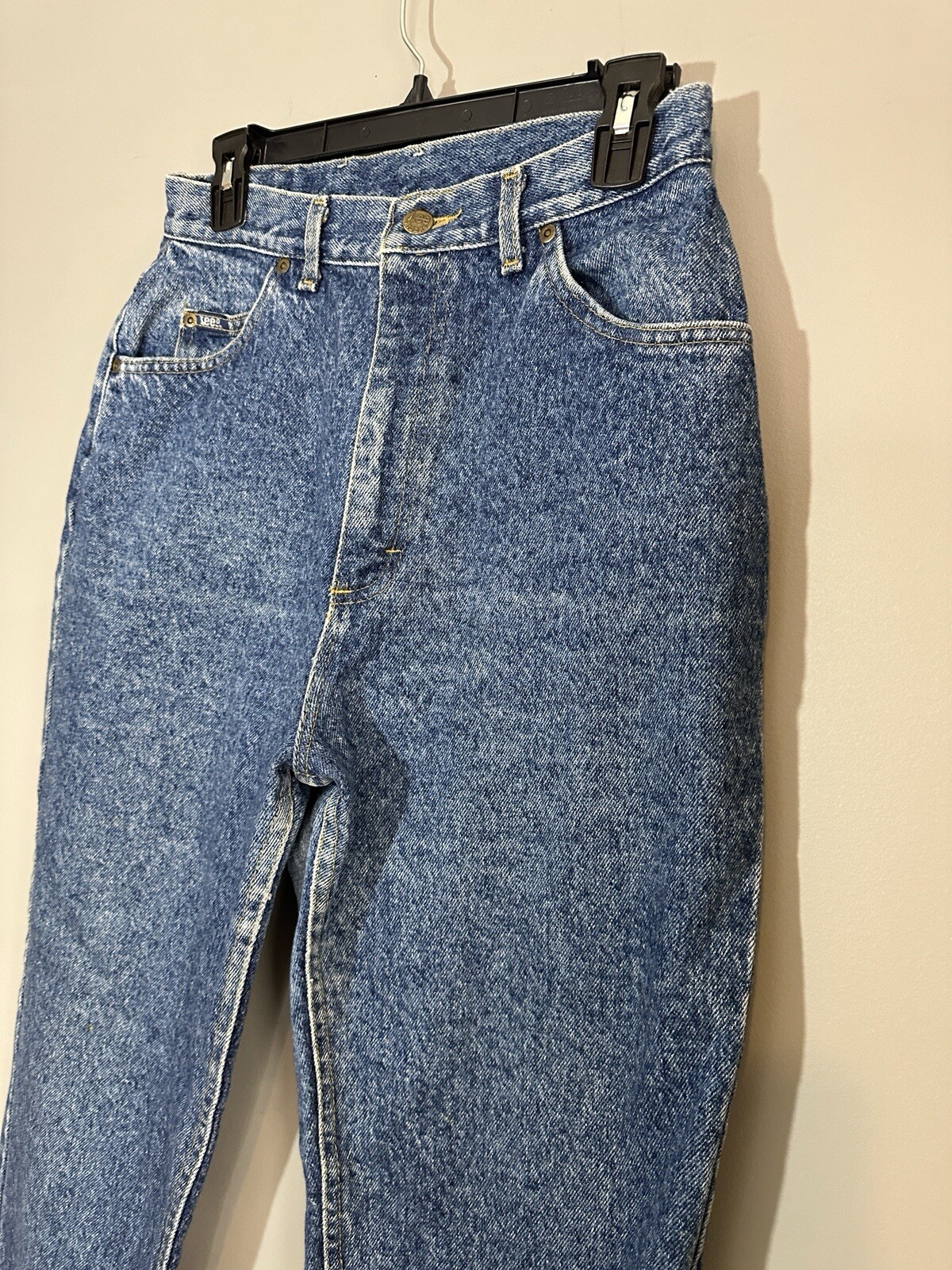 Vintage 90s Lee Jeans Women’s Size 6 High Waist Mom Tapered Denim *See Meas