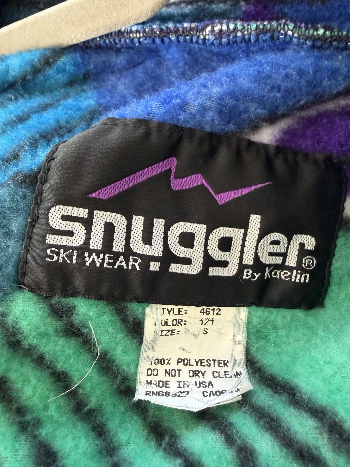 Vintage 80s Snuggler by Kaelin Hot Blue Geo/Aztec Print Fleece Ski Jacket Small