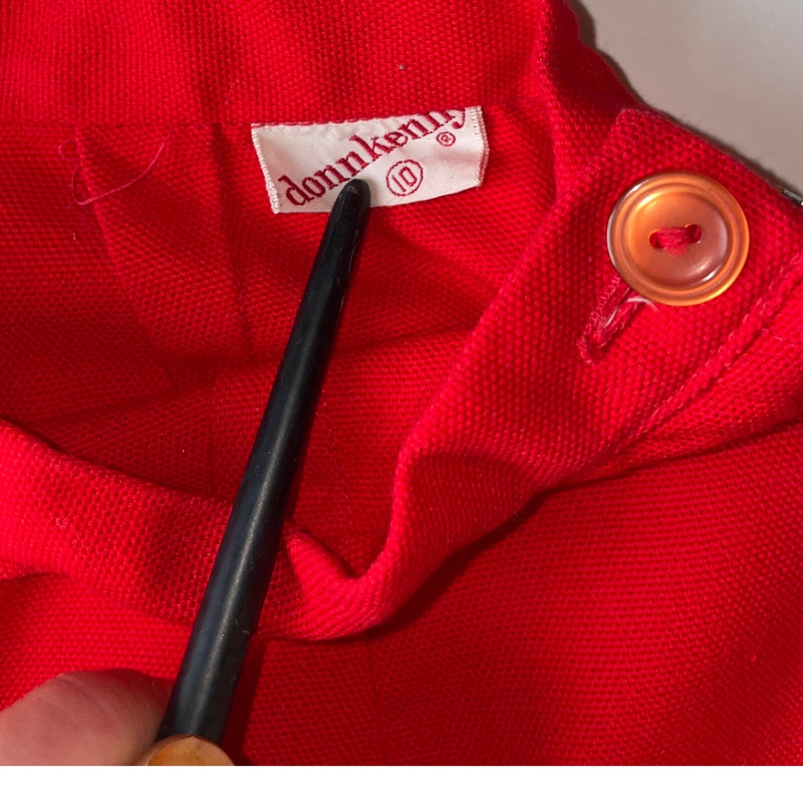vintage 50s high waisted red Long bermuda shorts XS Donkenny Resort wear EUC