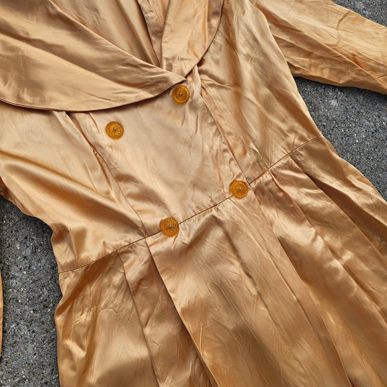 Vintage 40s Satin Gold Apricot Jacket Collar Double Breasted Coat Dressing Gown