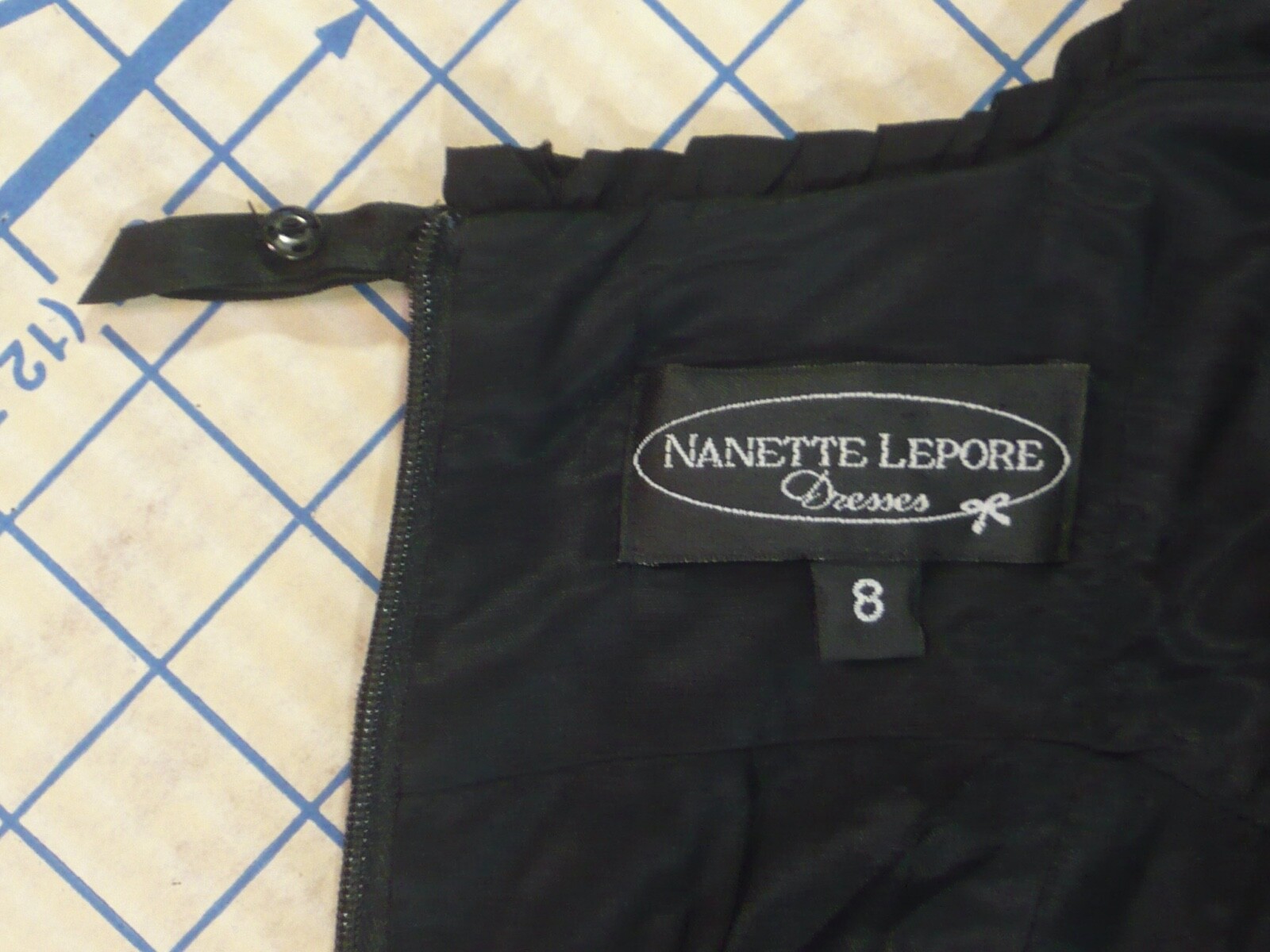 BaRgAiN BiN : NANETTE LEPORE vintage 80s 90s LITTLE BLACK DRESS curvy cocktail 8