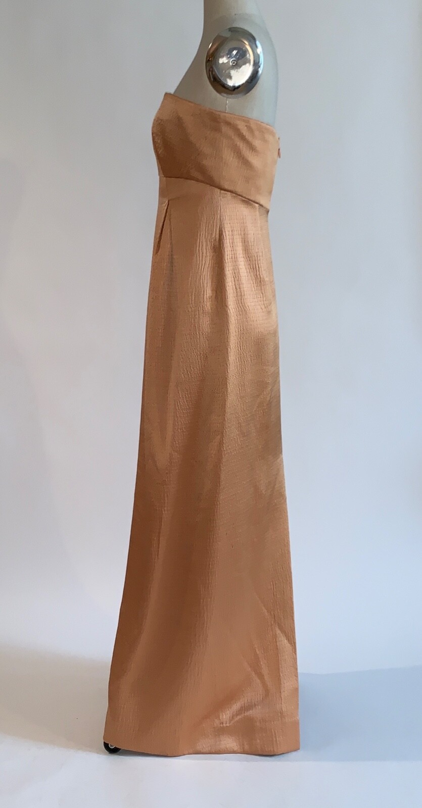 Geoffrey Beene VTG 1990s Textured Silk Apricot Beige Strapless Evening Gown 2/4