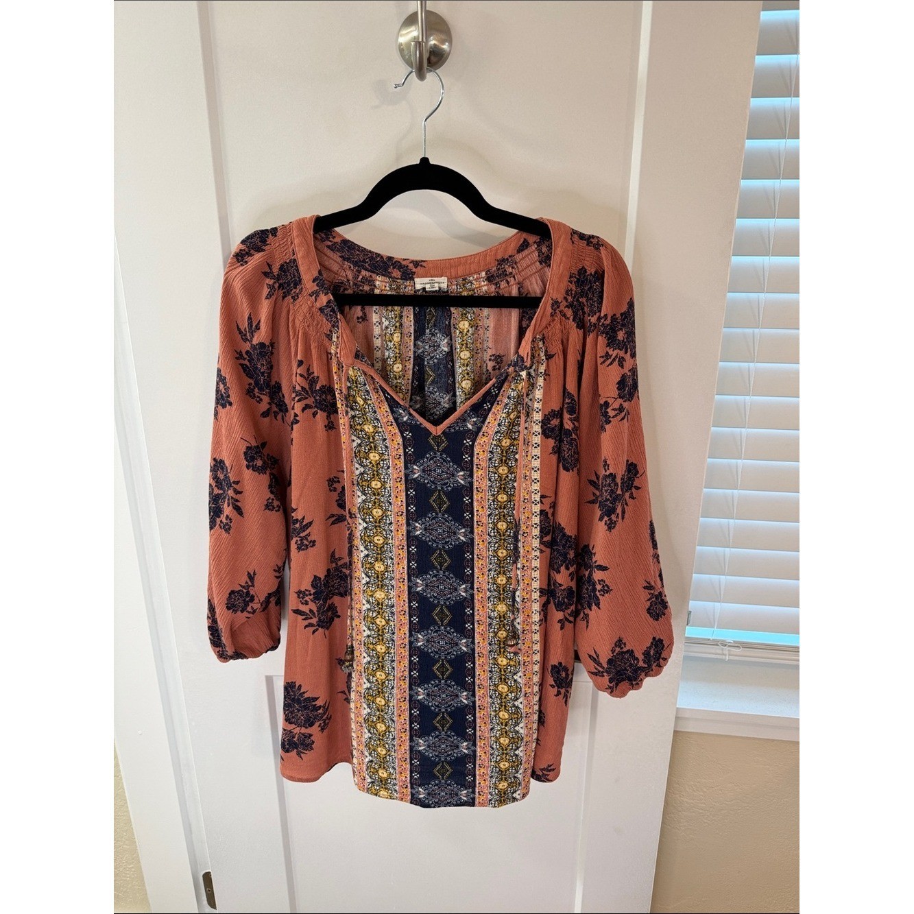 Boho Rust Floral V-Neck Peasant Blouse Navy Patterned Center Puff Sleeve Top