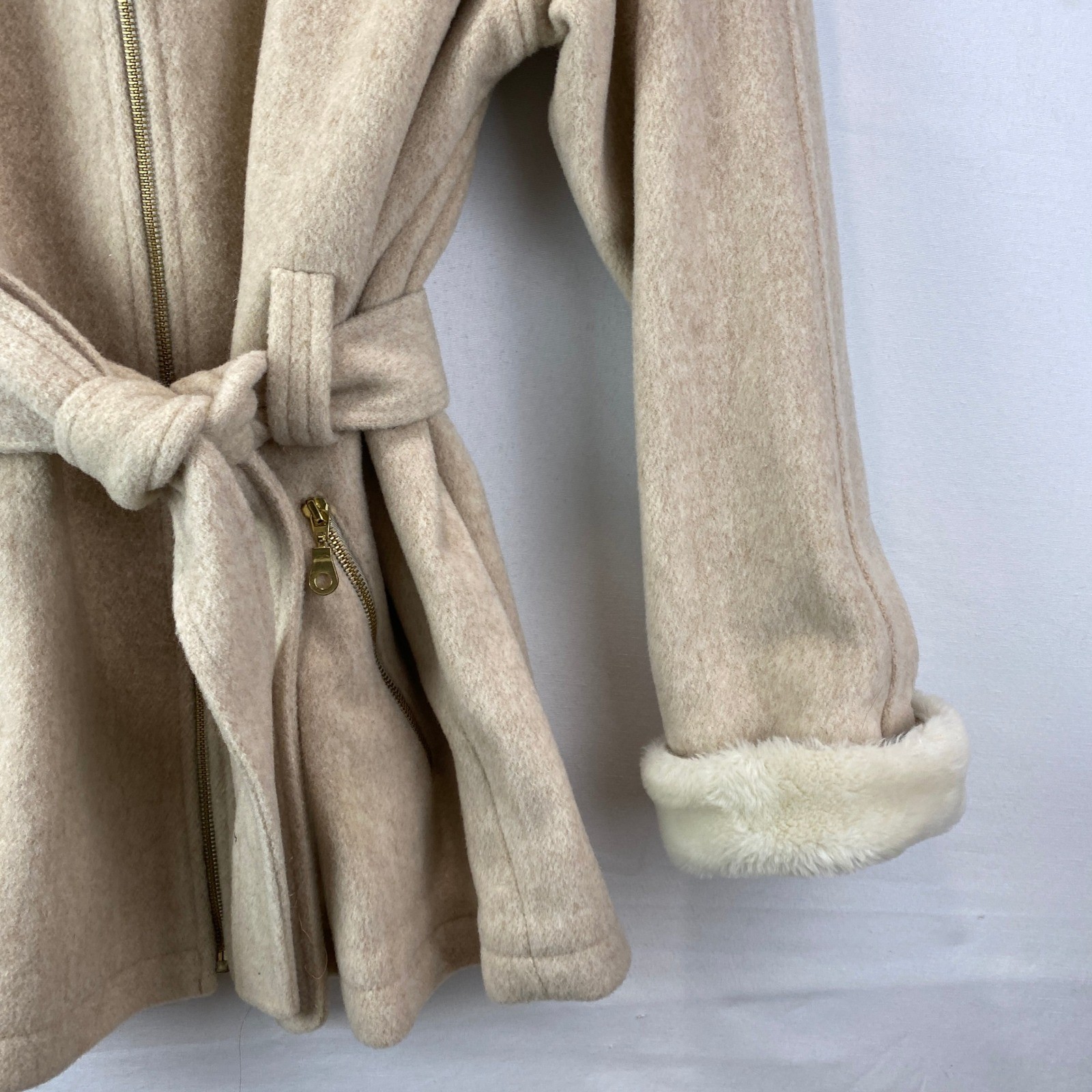 VTG Lorovi Hooded Faux Fur Trim Wool Belted Coat Womens M Beige Made in USA Zip