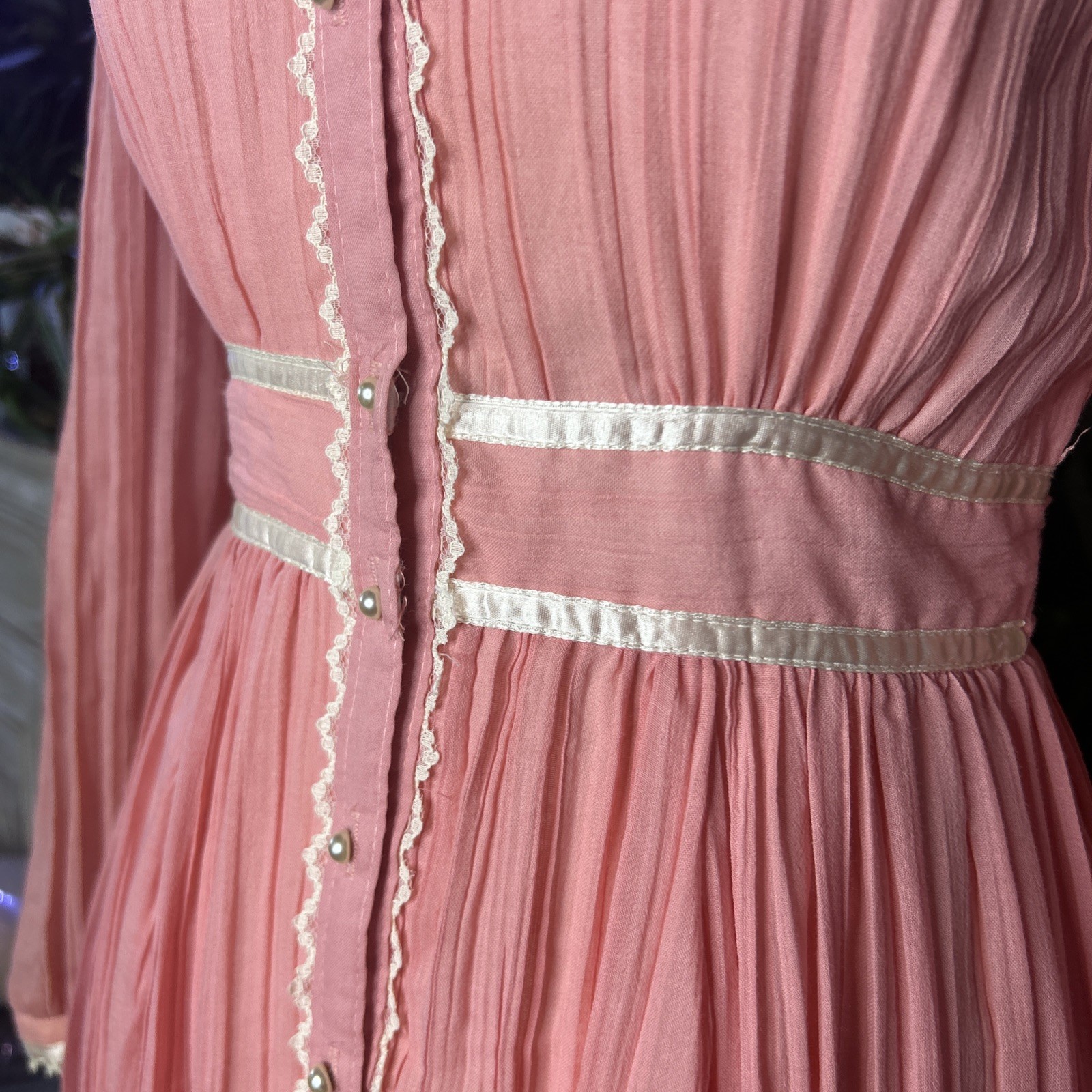 1970s Gunne Sax Pink Prarie Dress Size XS 10 Victorian Revival Country Western