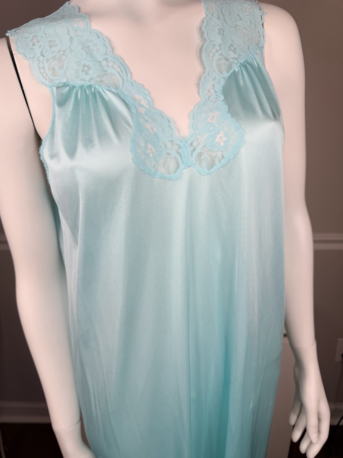 Vanity Fair Nightgown small Long Length Sleeveless Intimate Lingerie USA Blue