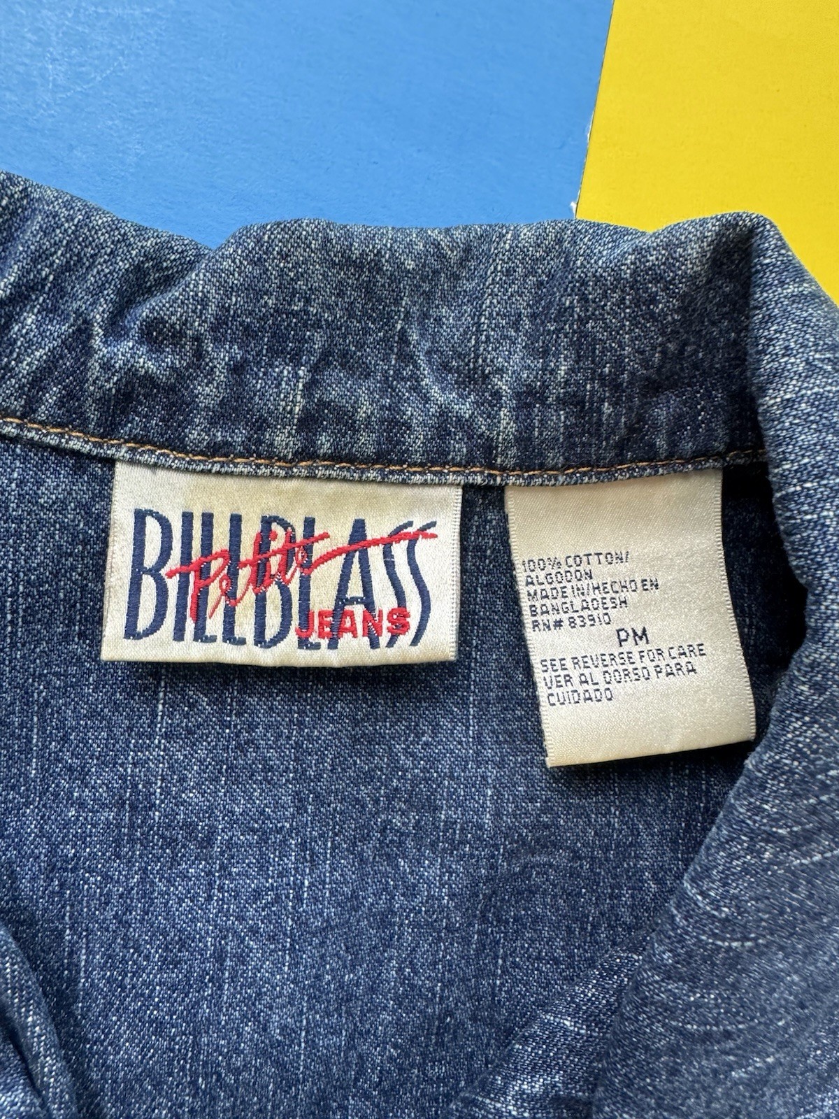 Vintage 90s Cat Denim Jean Jacket Heart Appliques Women’s Medium Blue Button