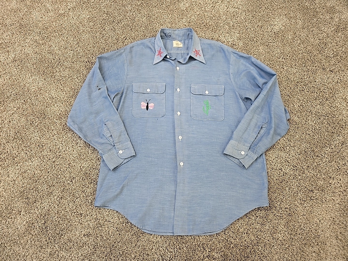 Big Mac Vtg 60s 70s Hand Embroidered Chambray Button-Up Shirt Womans Sz Large