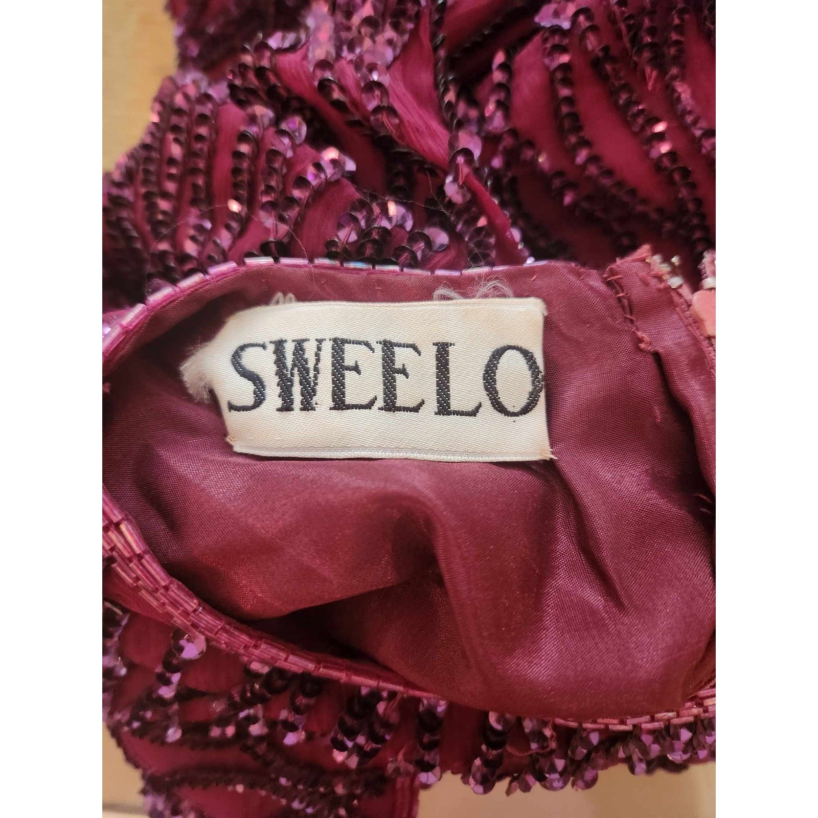 Vintage 1980s Sweelo Beaded Sequin Burgundy Purple Silk Short Sleeve Dress Sz 8