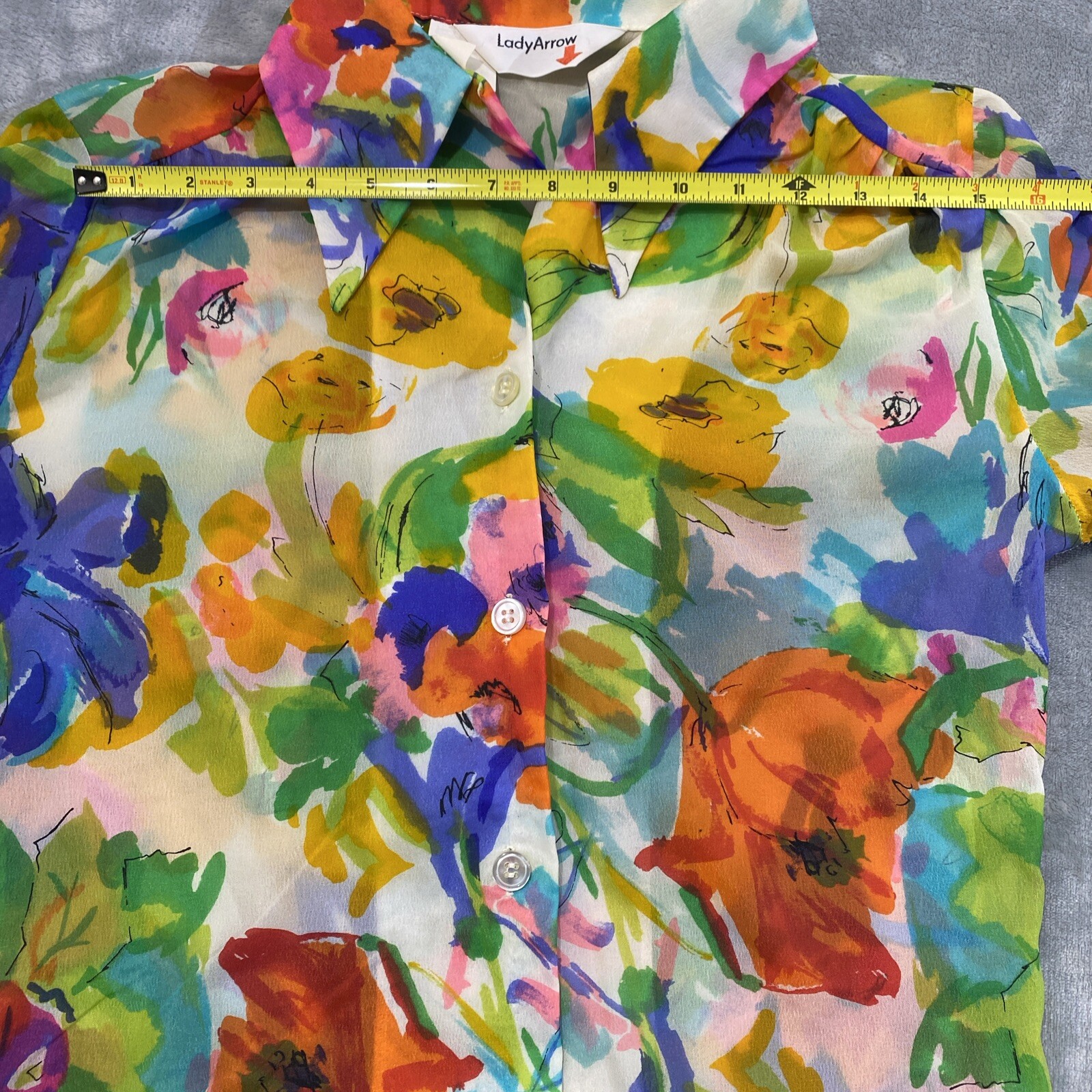 Vintage 70’s Retro Button Down Shirt Blouse Top Lady Arrow Oversized Collar Sz M