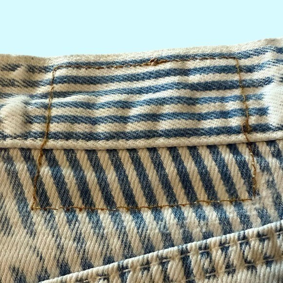 Levis 501 Vintage 80s 29×34 Striped Ghost Wash High Waisted USA