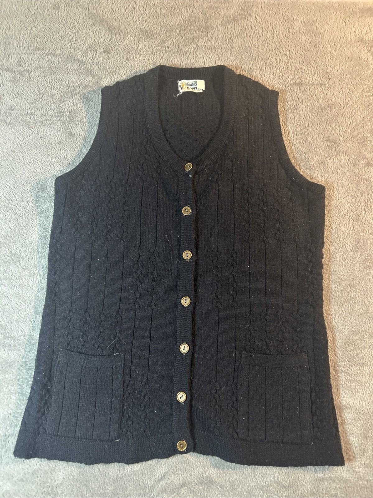 Vintage Banff Sweater Bee Cardigan Sweater Vest Womens M Knit Acrylic