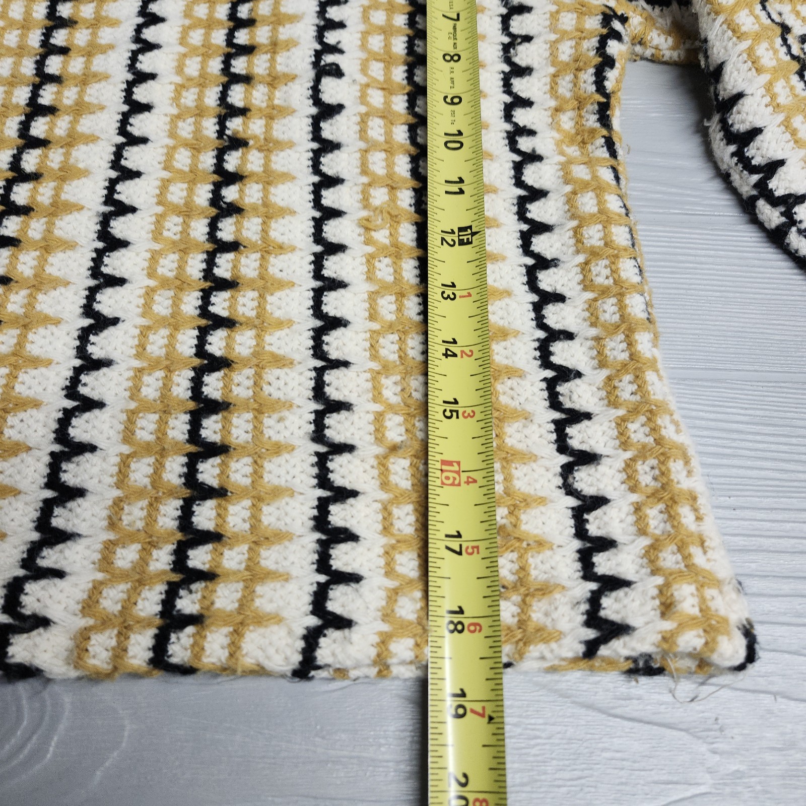 Vintage 70s Merriwether Crochet Cropped Mod Sweater Womens Size Small