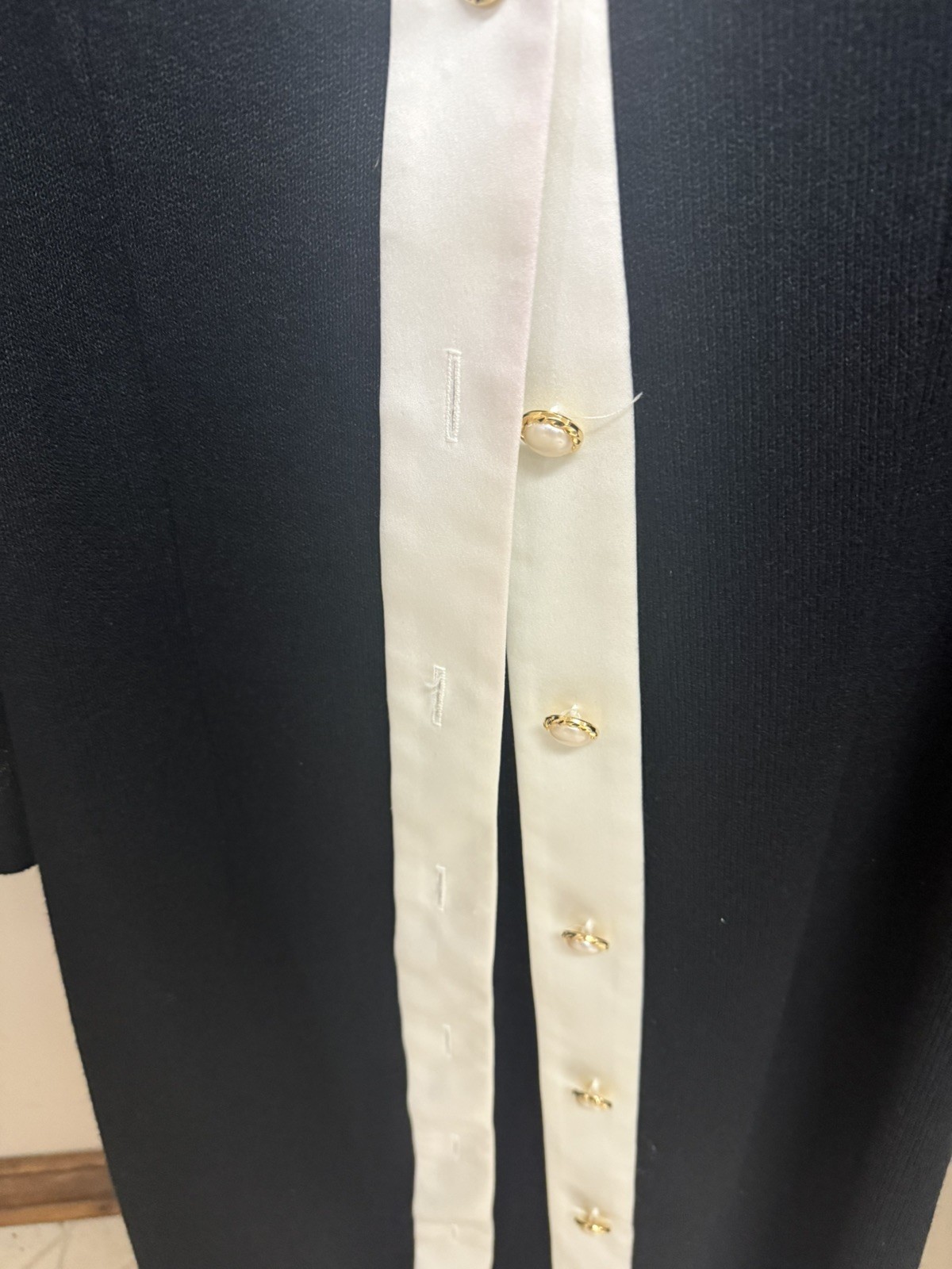 Vintage Leslie Fay Black White Contrast Dress Gold Button 80s 90s Power Career