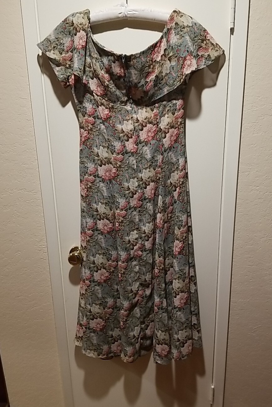 VTG Expo Floral Cottagecore Tea Party Dress Floral Size 8 Midi Sage Green Ivory