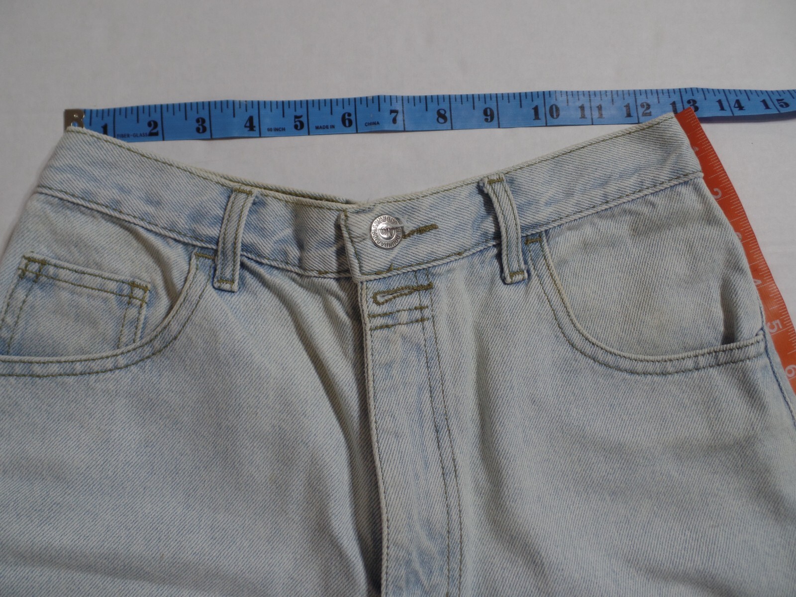 VINTAGE WOMENS NO BOUNDARIES DENIM HIGH WAIST SHORTS, SZ9/10 SEE MEASURMENTS